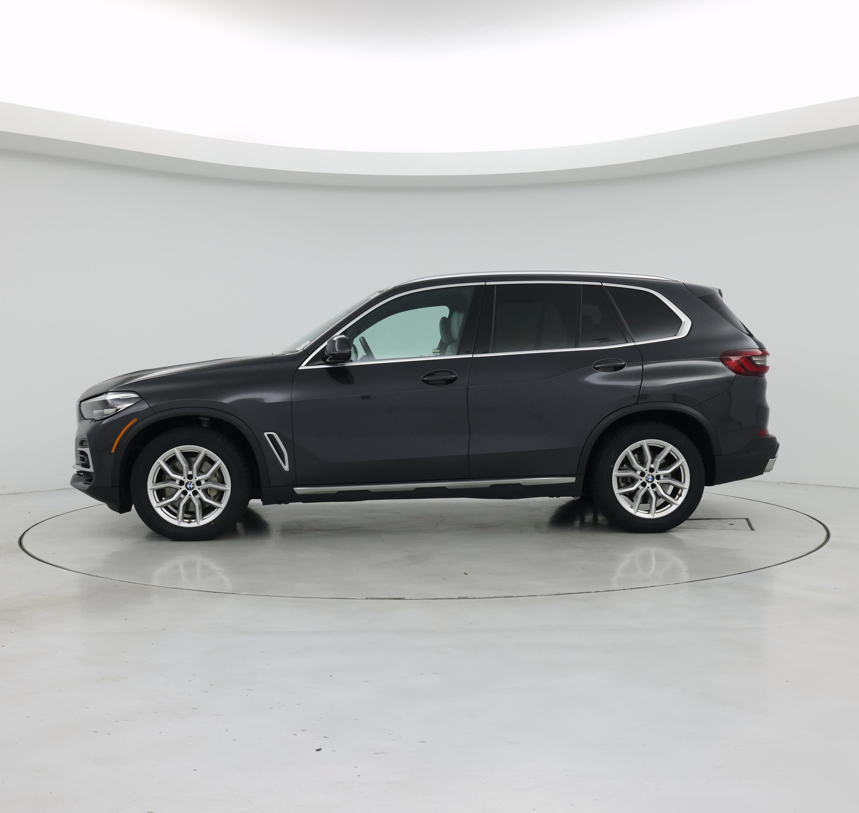 Thumbnail: 2023 BMW X5 - 3