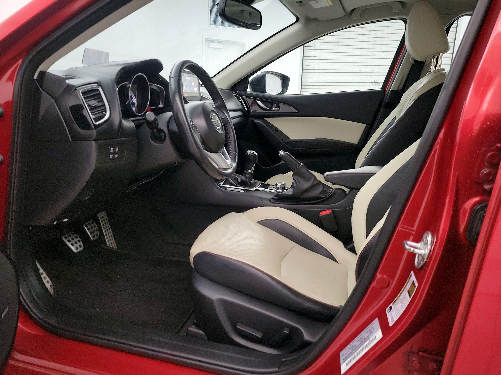 Thumbnail: 2015 Mazda Mazda3 - 11