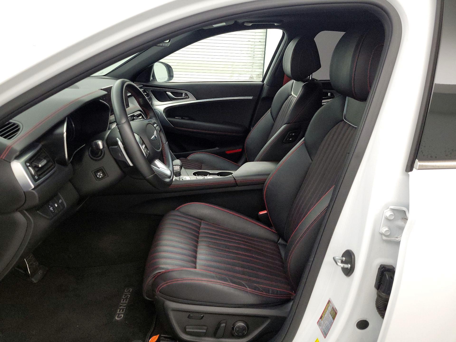 Thumbnail: 2022 Genesis G70 - 11