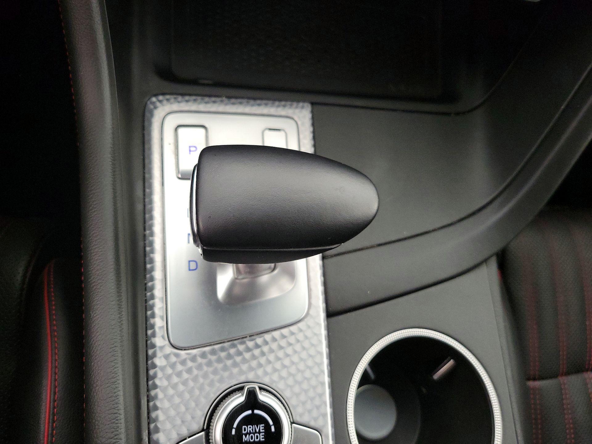 Thumbnail: 2022 Genesis G70 - 16