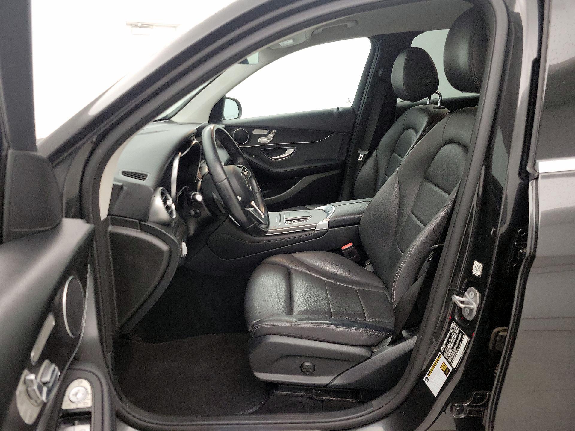 Thumbnail: 2021 Mercedes-Benz GLC - 11