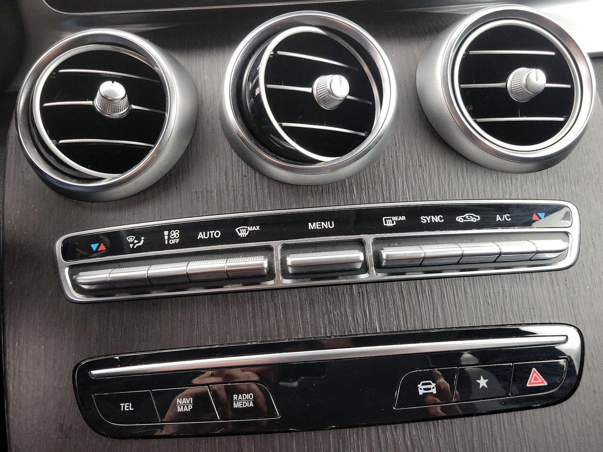 Thumbnail: 2021 Mercedes-Benz GLC - 16