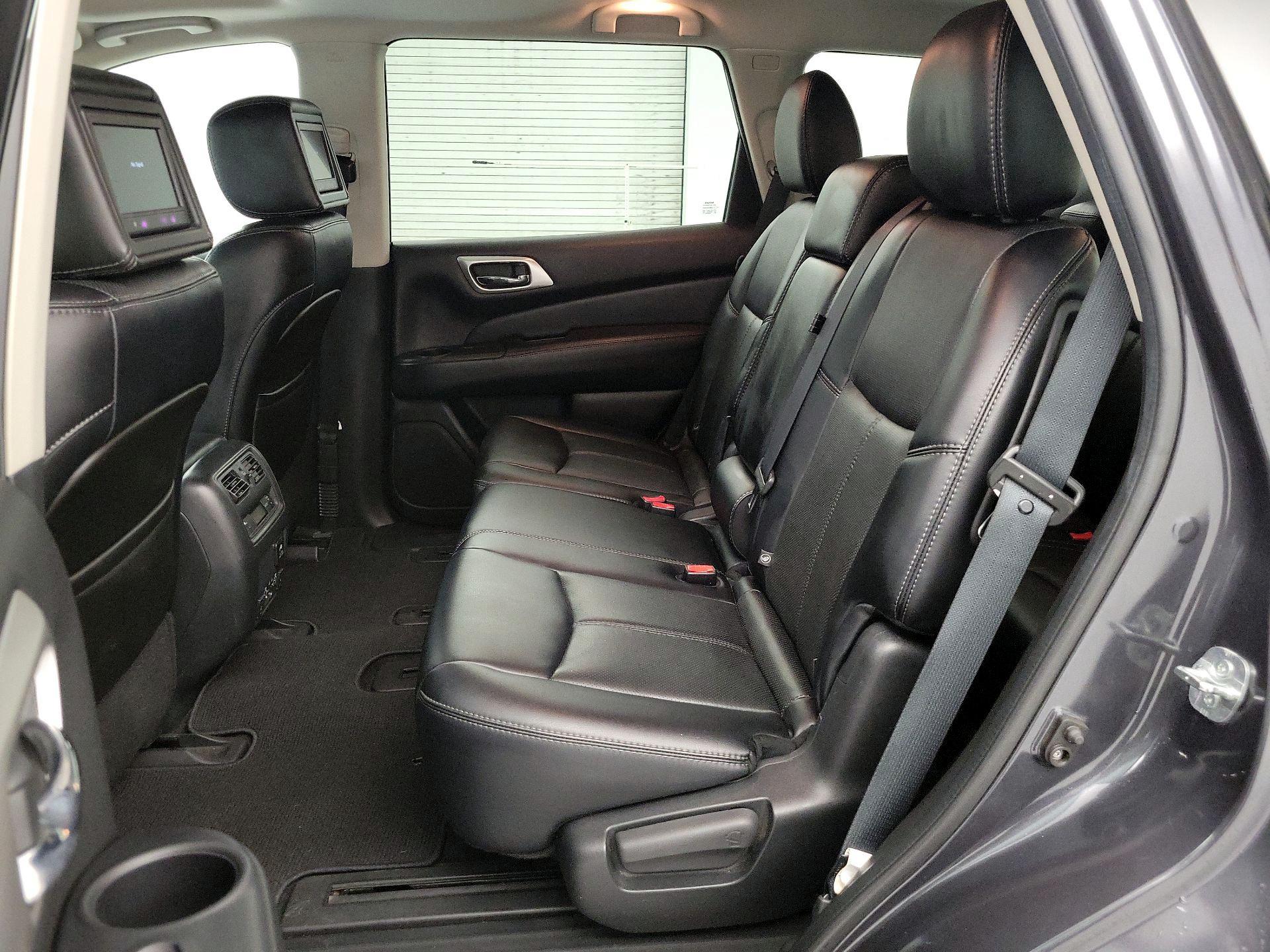 Thumbnail: 2014 Nissan Pathfinder - 19