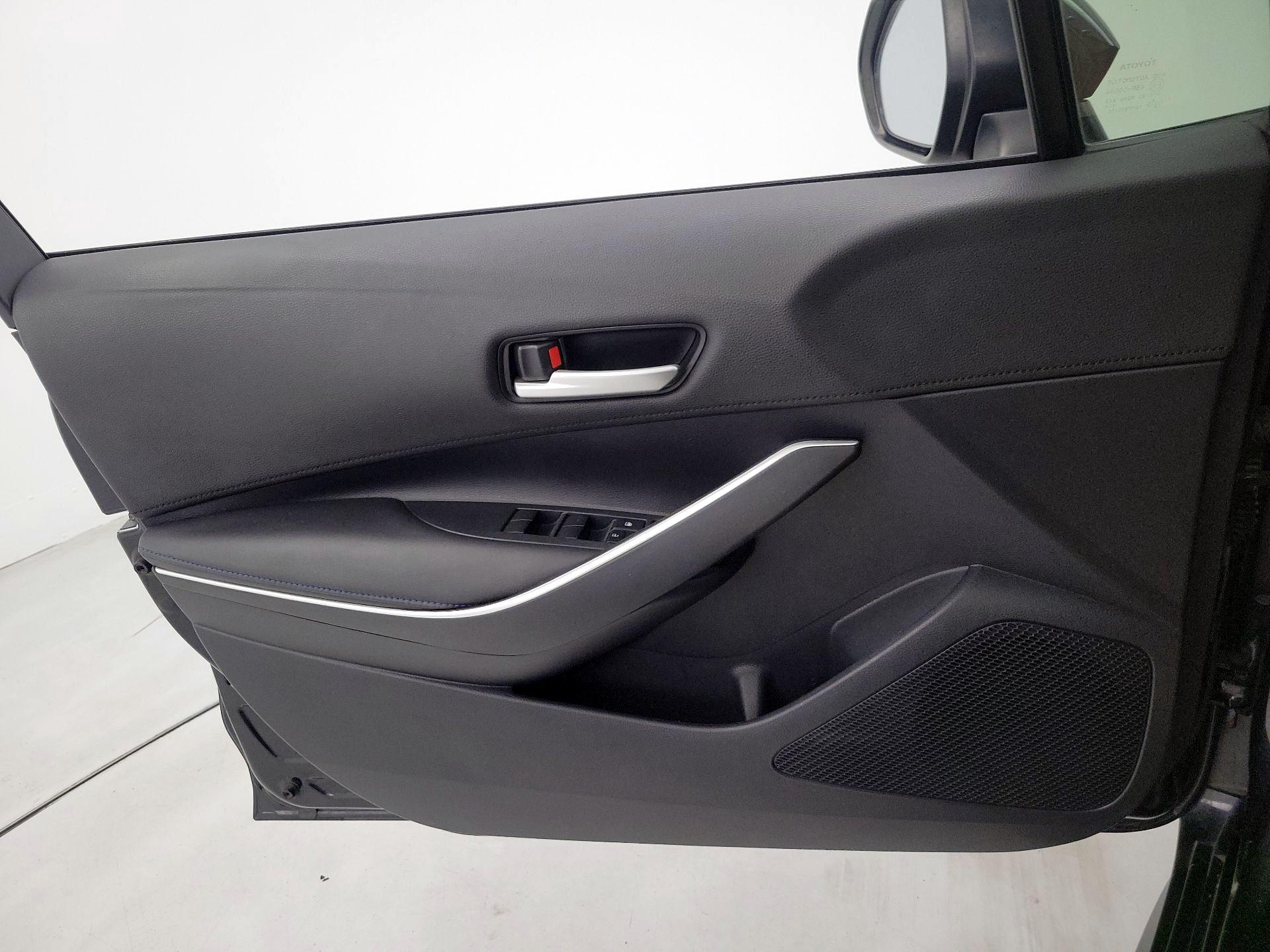 Thumbnail: 2020 Toyota Corolla - 12