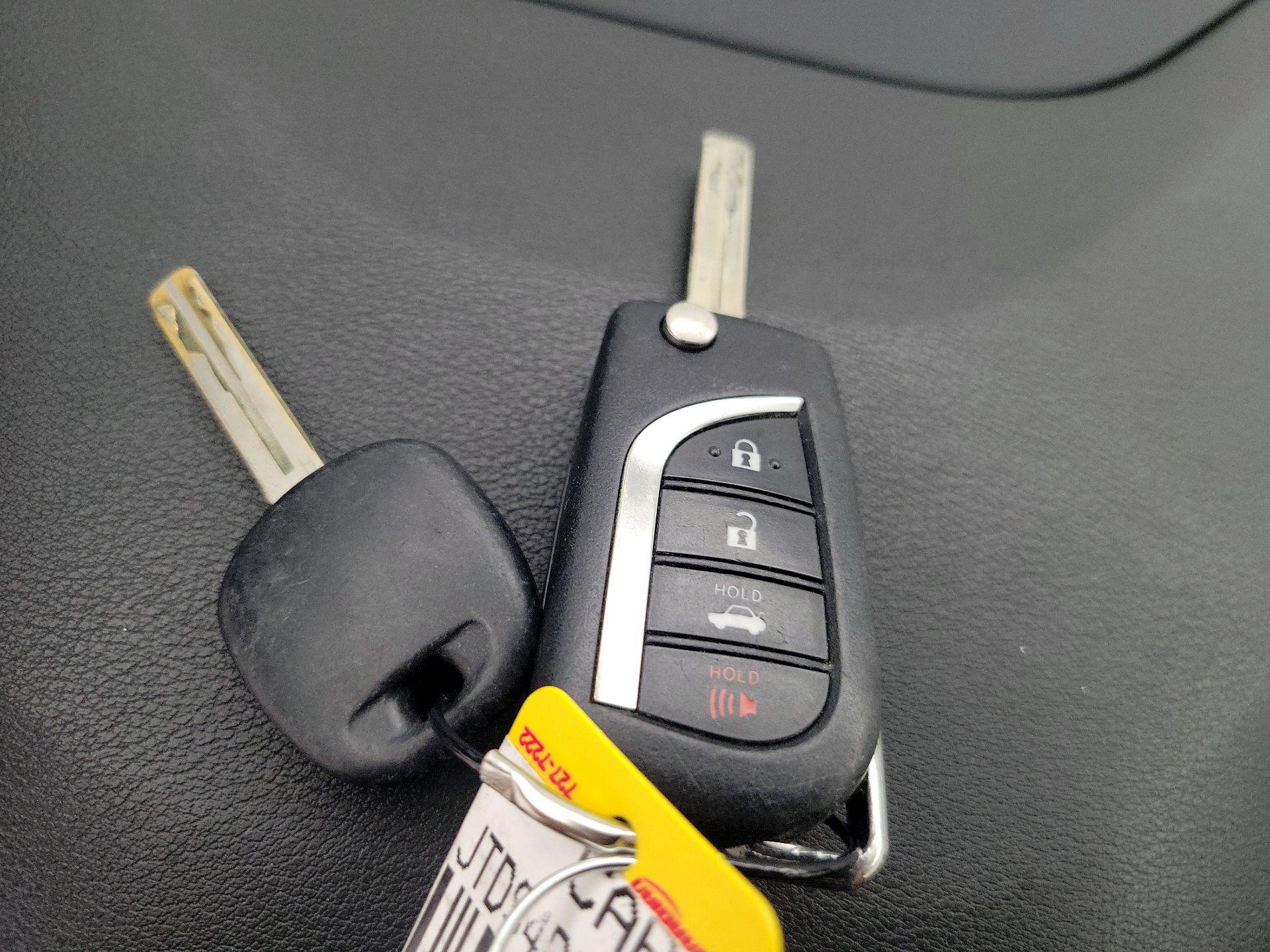 Thumbnail: 2020 Toyota Corolla - 20