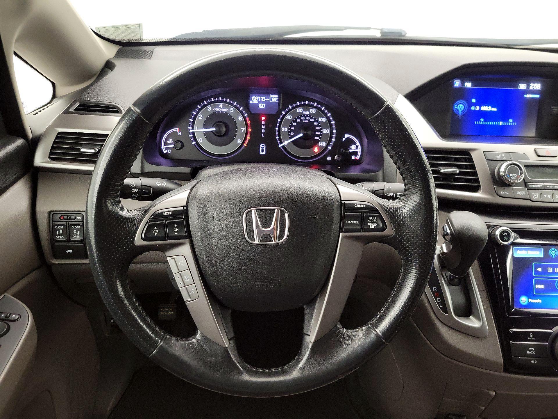 Thumbnail: 2016 Honda Odyssey - 10