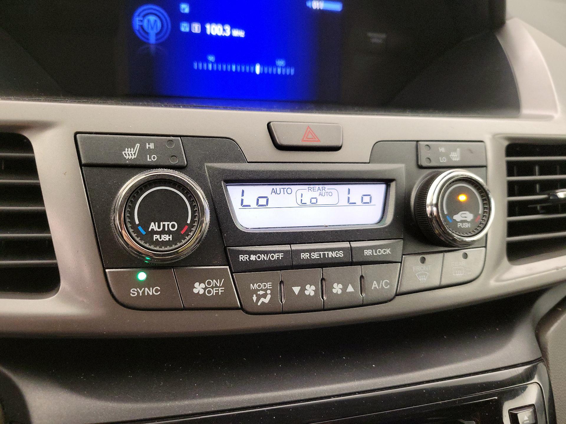 Thumbnail: 2016 Honda Odyssey - 16