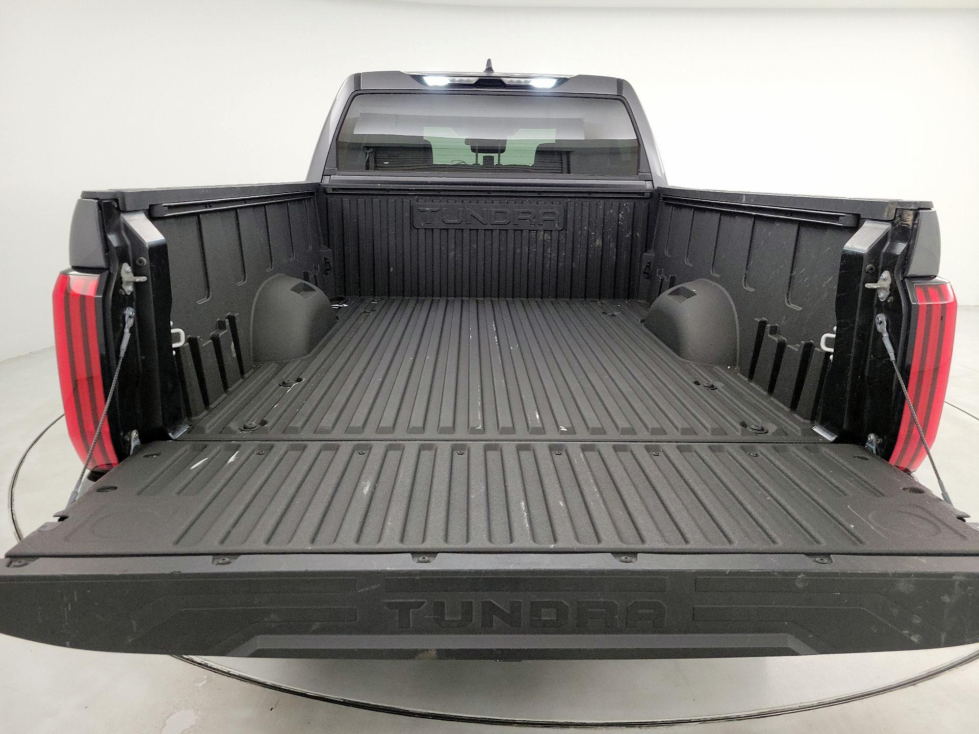 Thumbnail: 2024 Toyota Tundra - 18