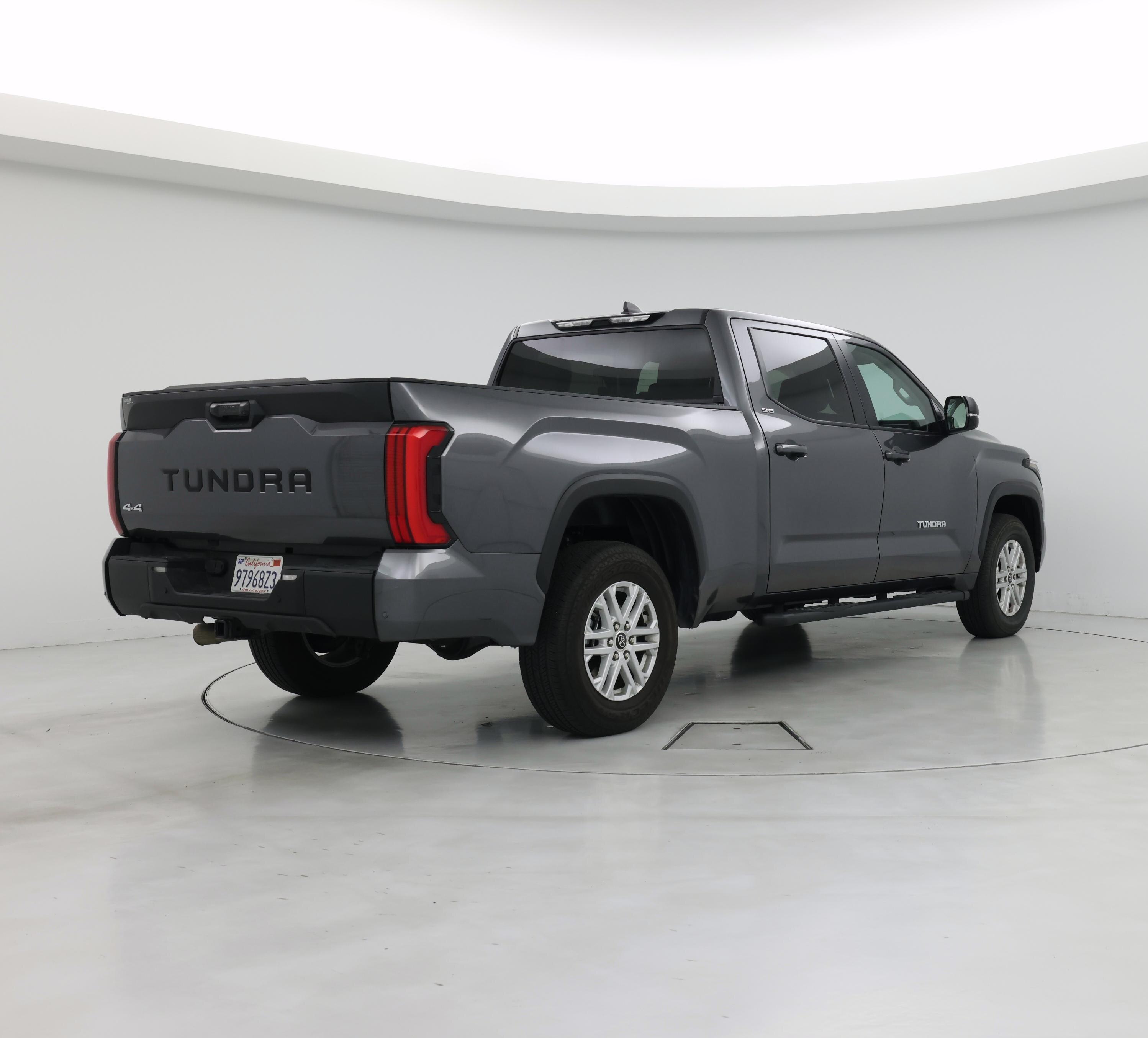 Thumbnail: 2024 Toyota Tundra - 8