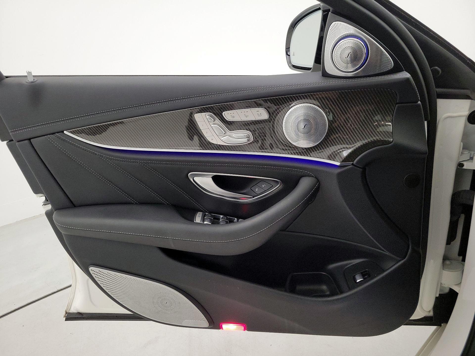 Thumbnail: 2020 Mercedes-Benz E-Class - 12
