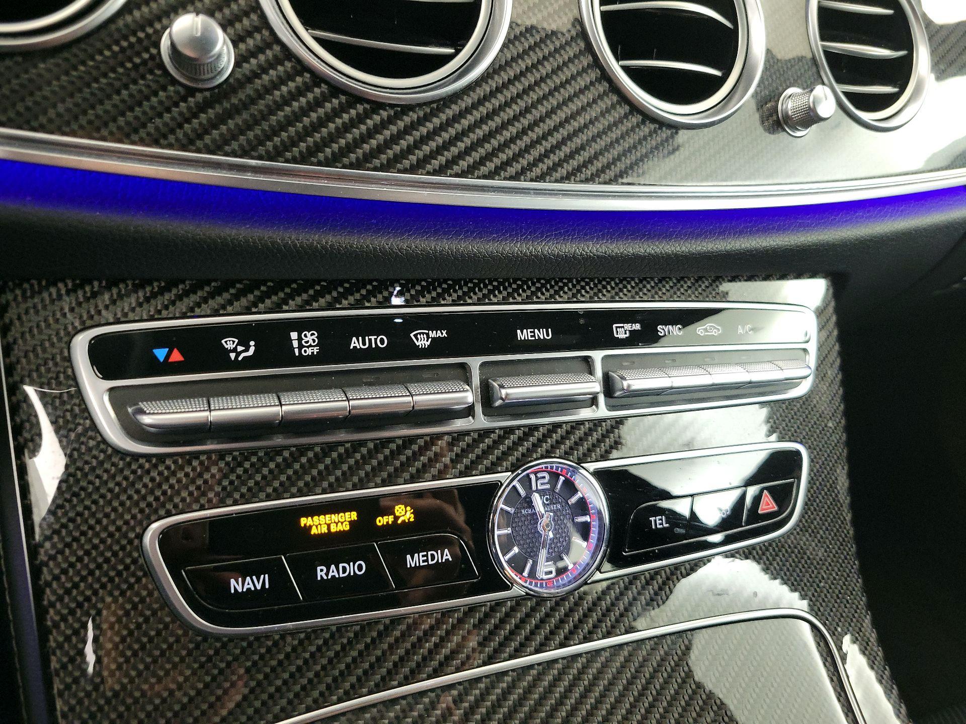Thumbnail: 2020 Mercedes-Benz E-Class - 15
