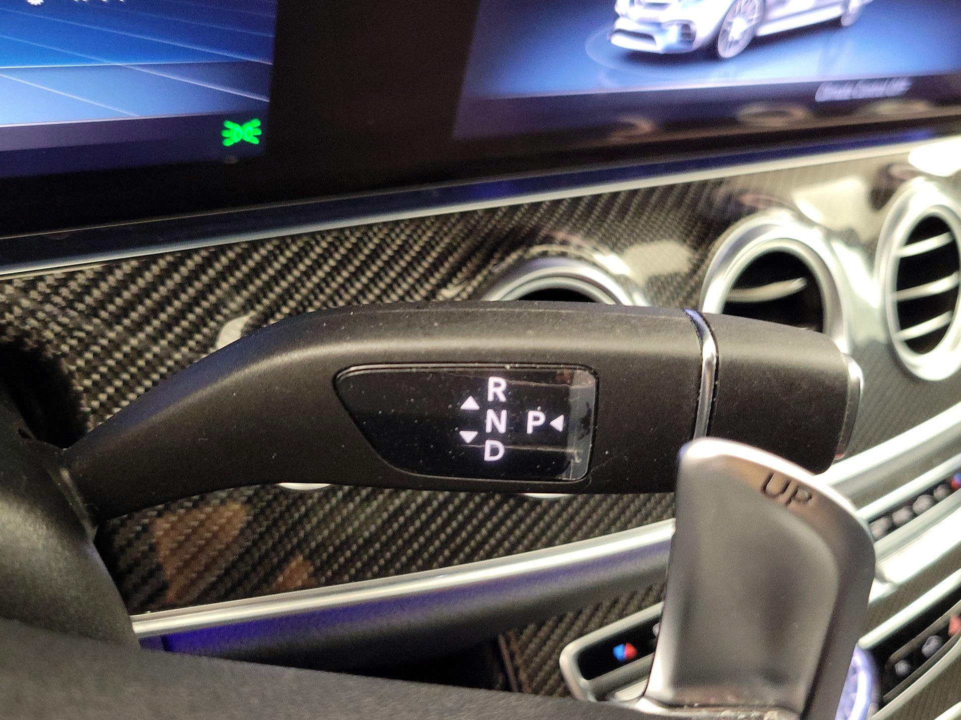 Thumbnail: 2020 Mercedes-Benz E-Class - 16