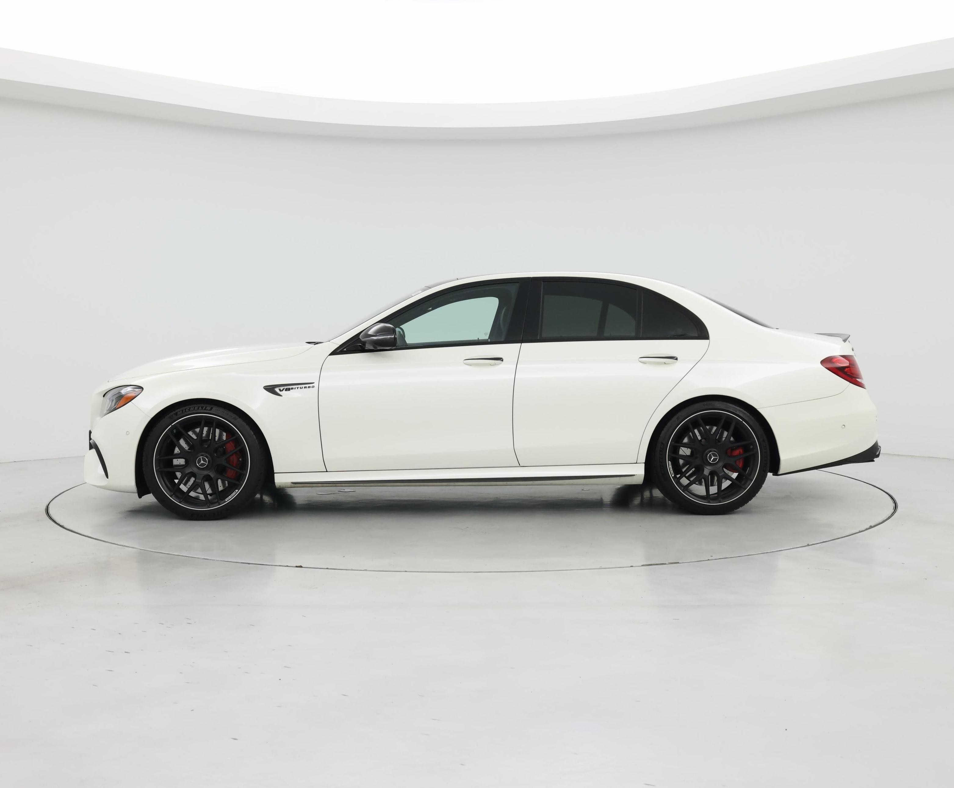 Thumbnail: 2020 Mercedes-Benz E-Class - 3