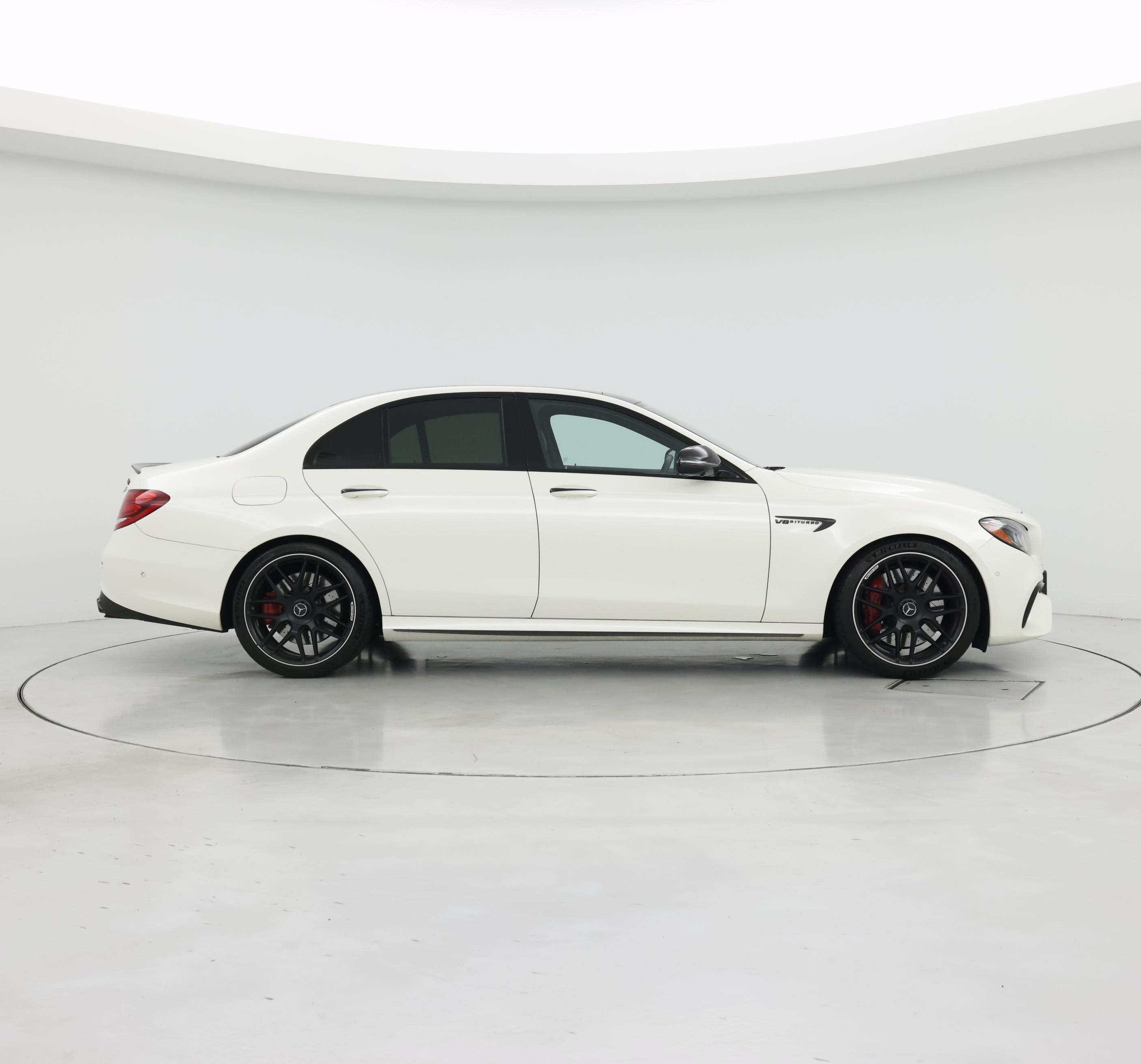 Thumbnail: 2020 Mercedes-Benz E-Class - 7