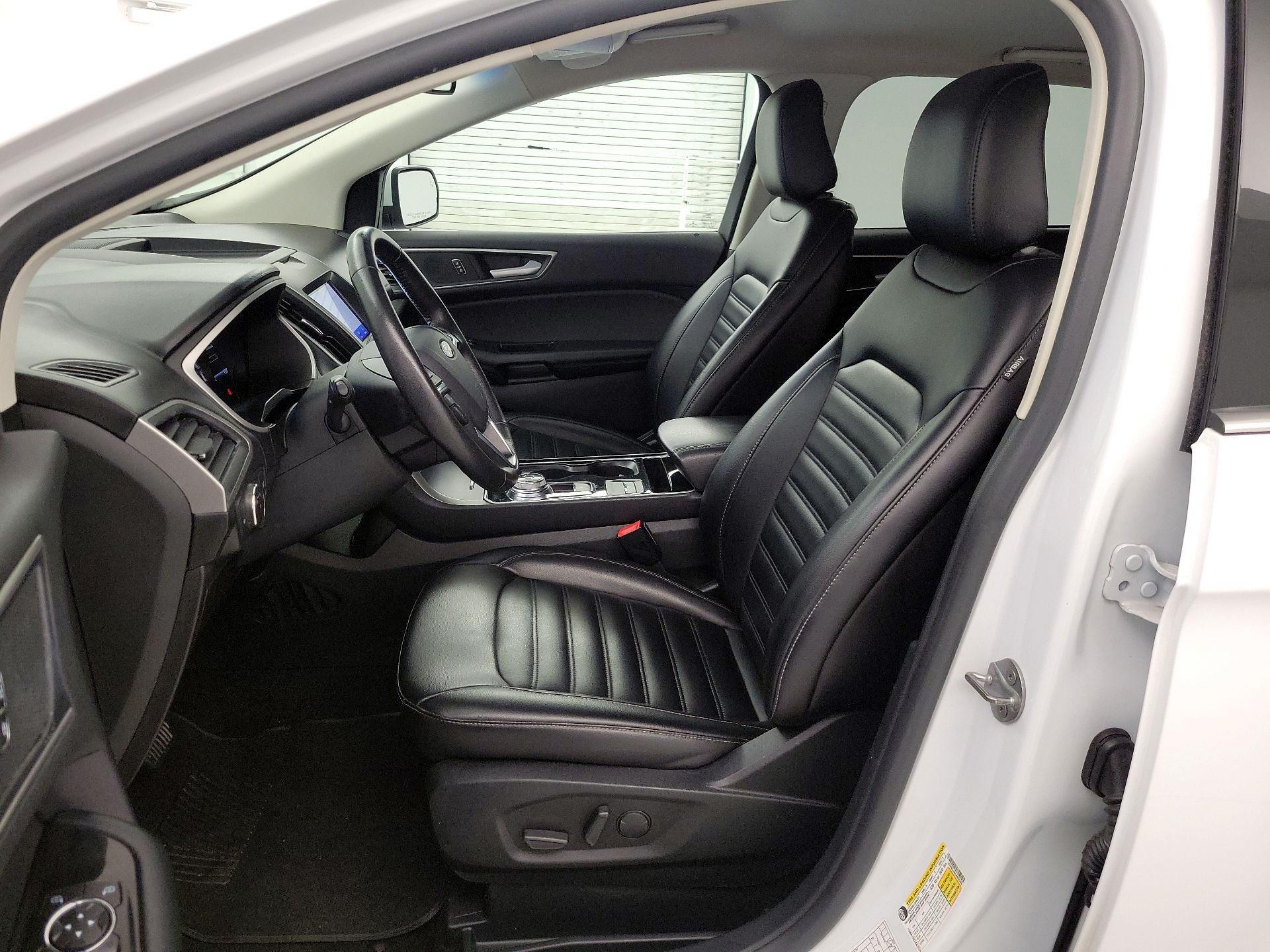 Thumbnail: 2020 Ford Edge - 11