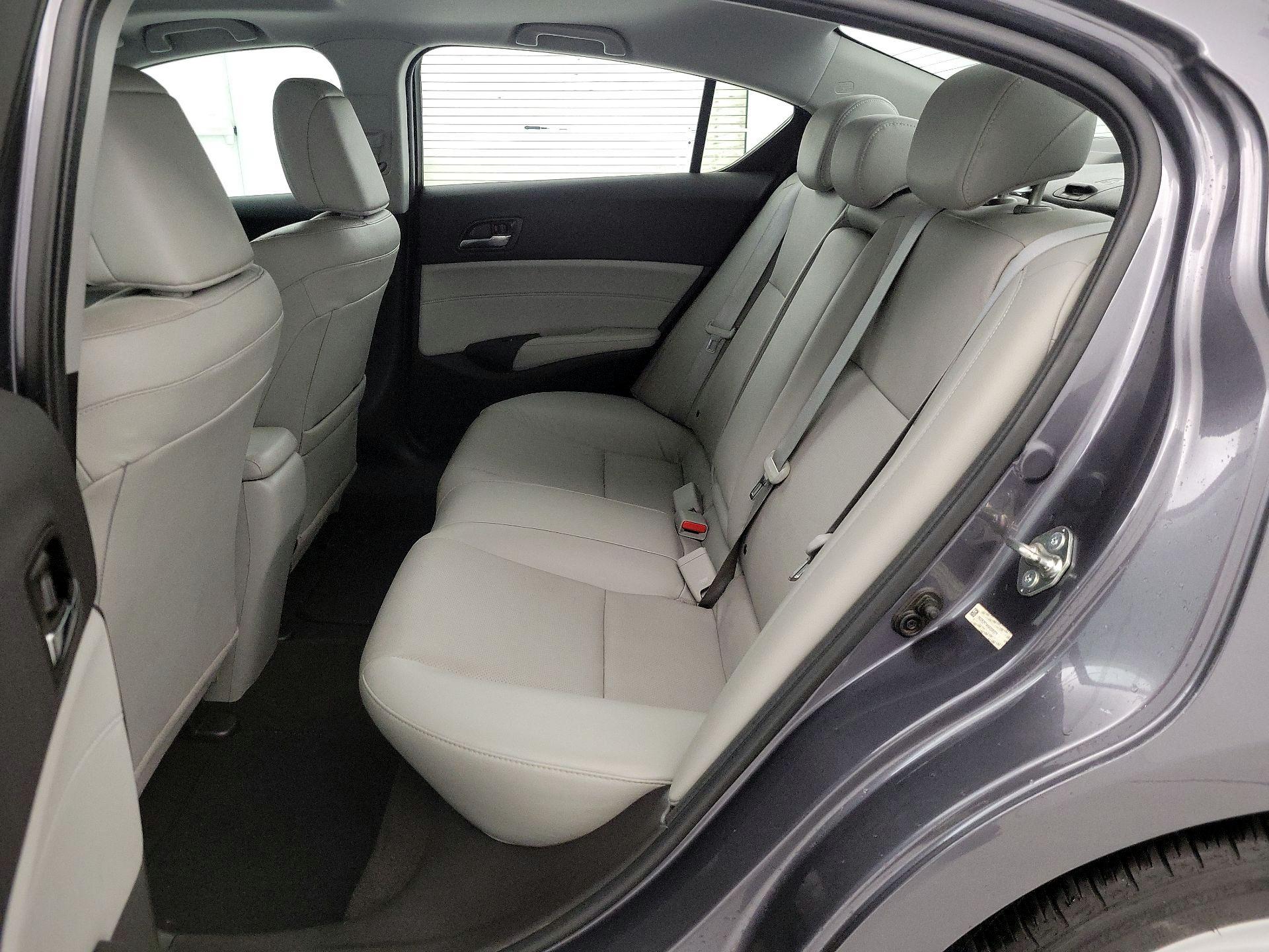 Thumbnail: 2017 Acura ILX - 19