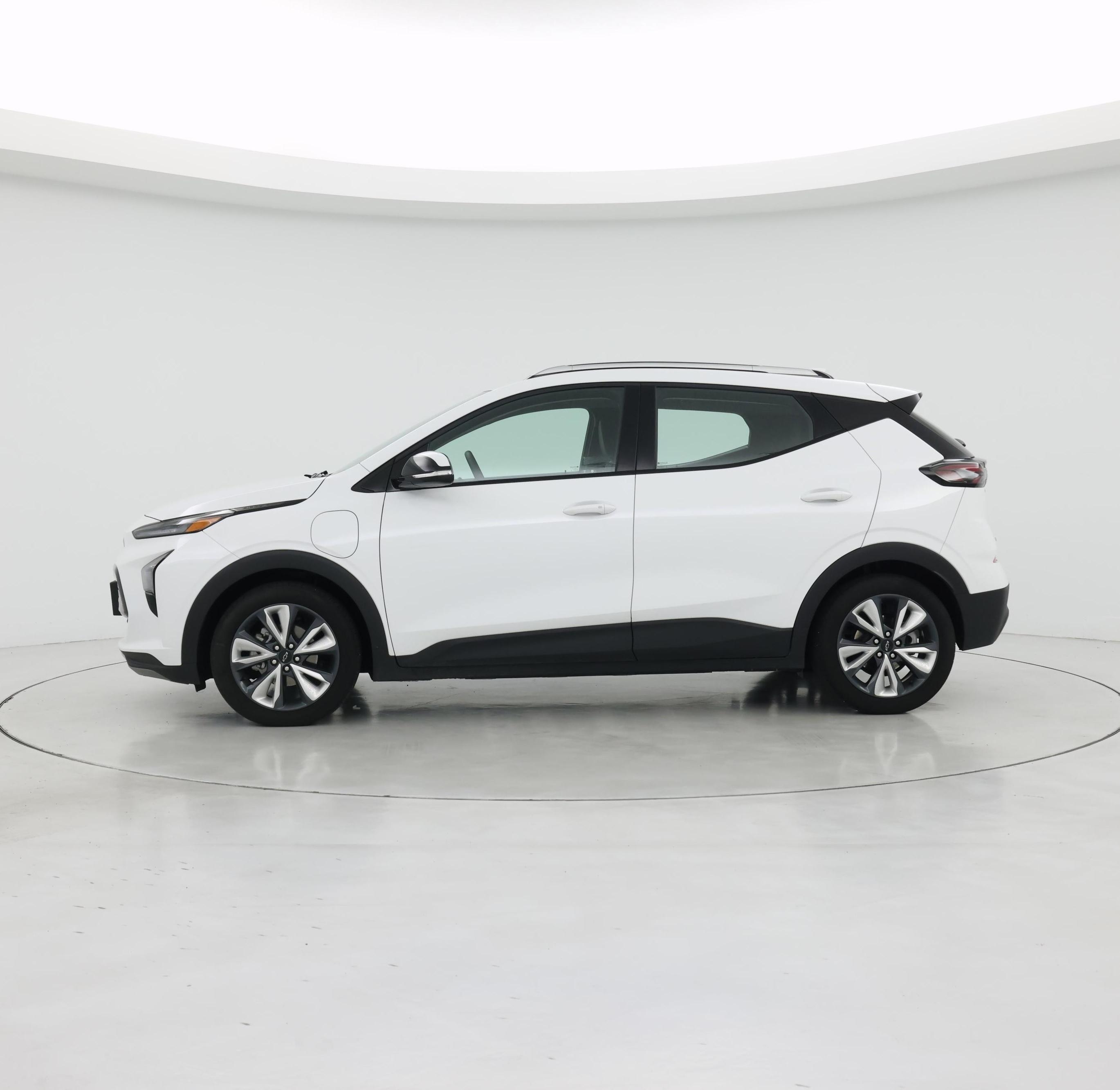 Thumbnail: 2023 Chevrolet Bolt EUV - 3