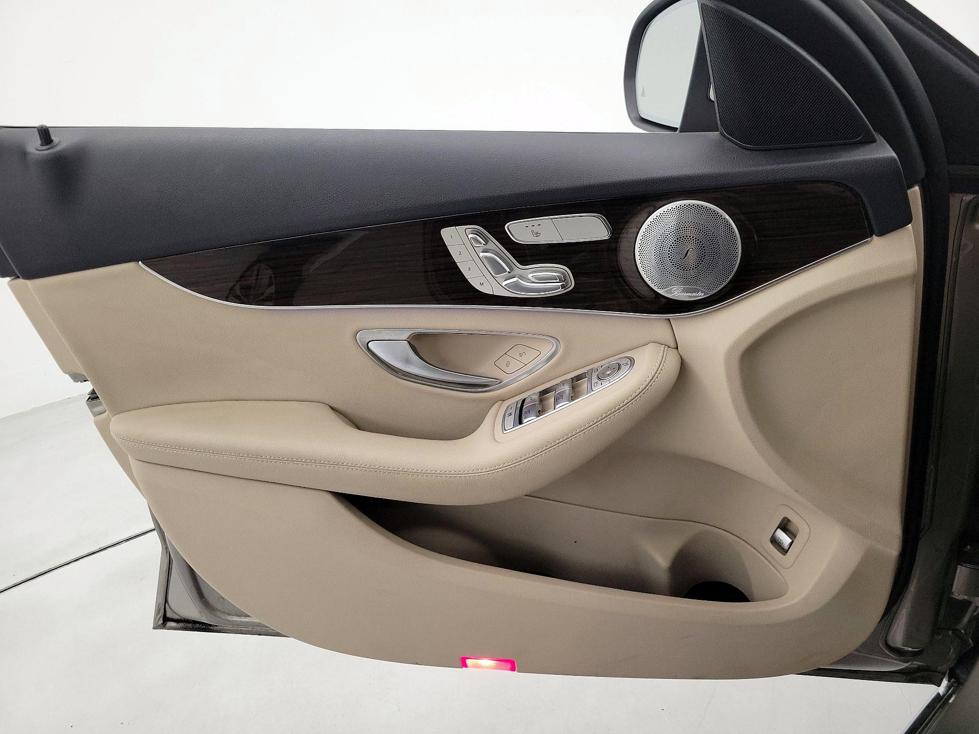 Thumbnail: 2021 Mercedes-Benz C-Class - 12