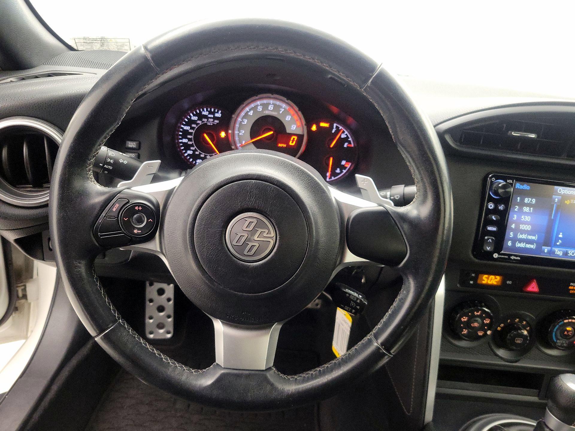 Thumbnail: 2017 Toyota 86 - 10