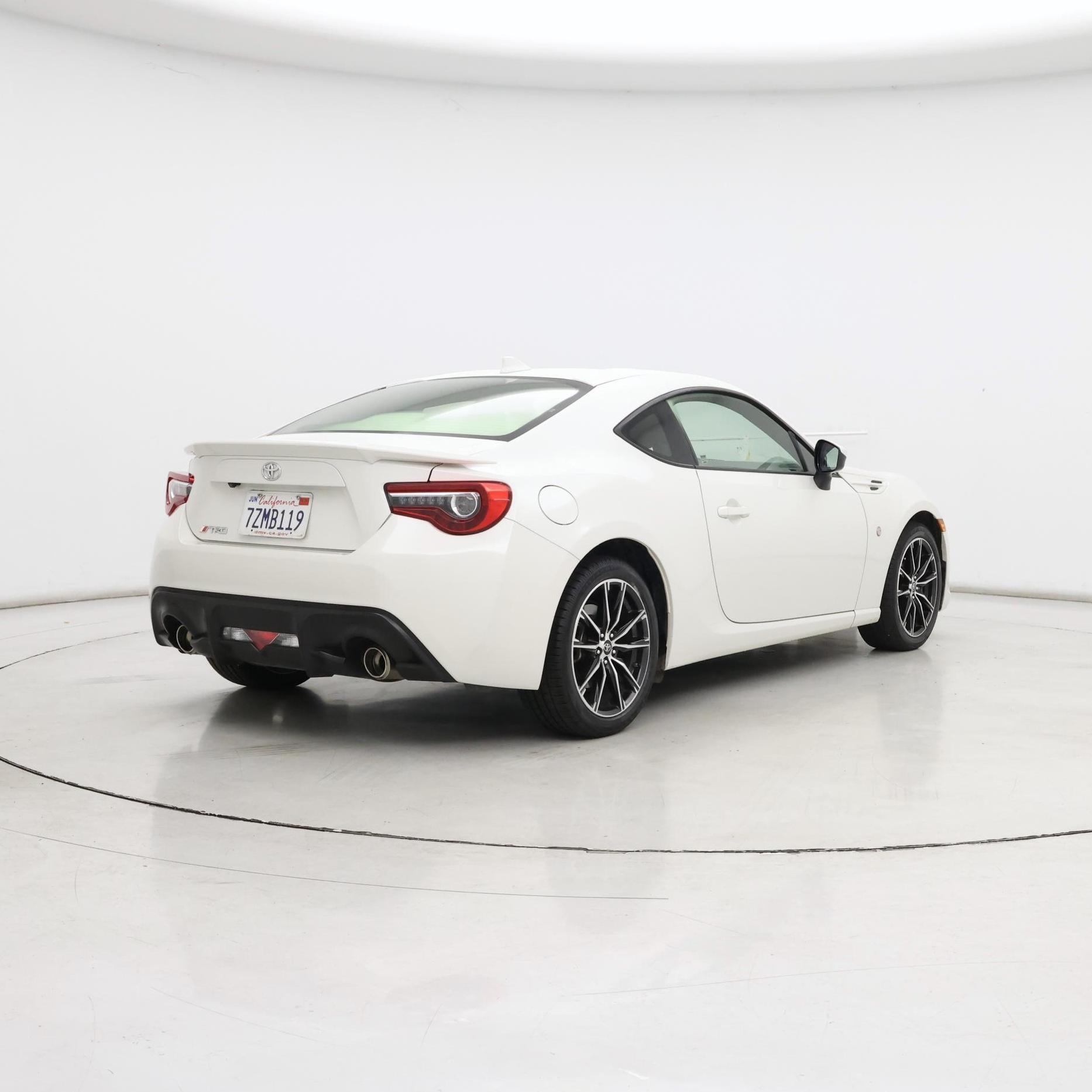 Thumbnail: 2017 Toyota 86 - 8