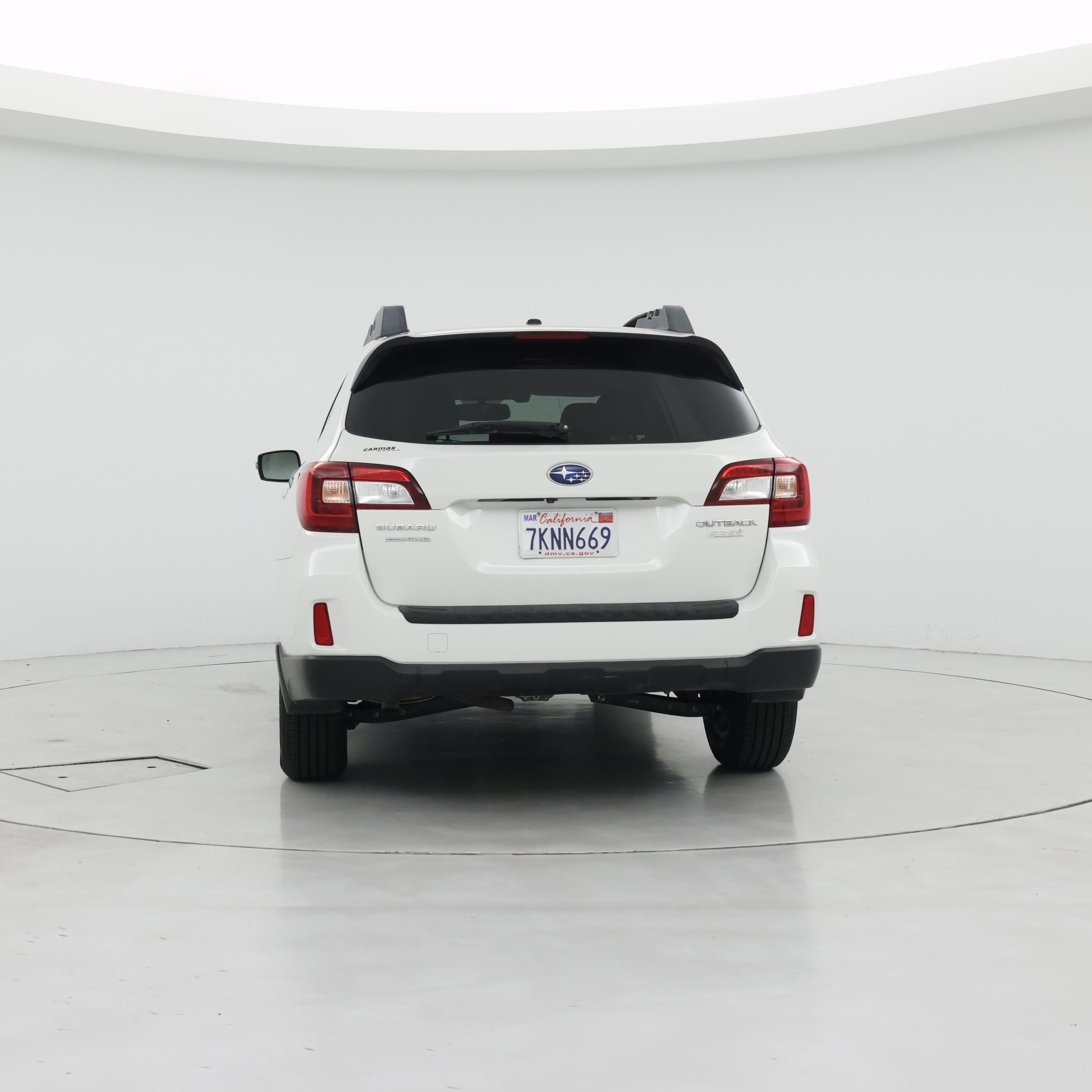 Thumbnail: 2015 Subaru Outback - 6