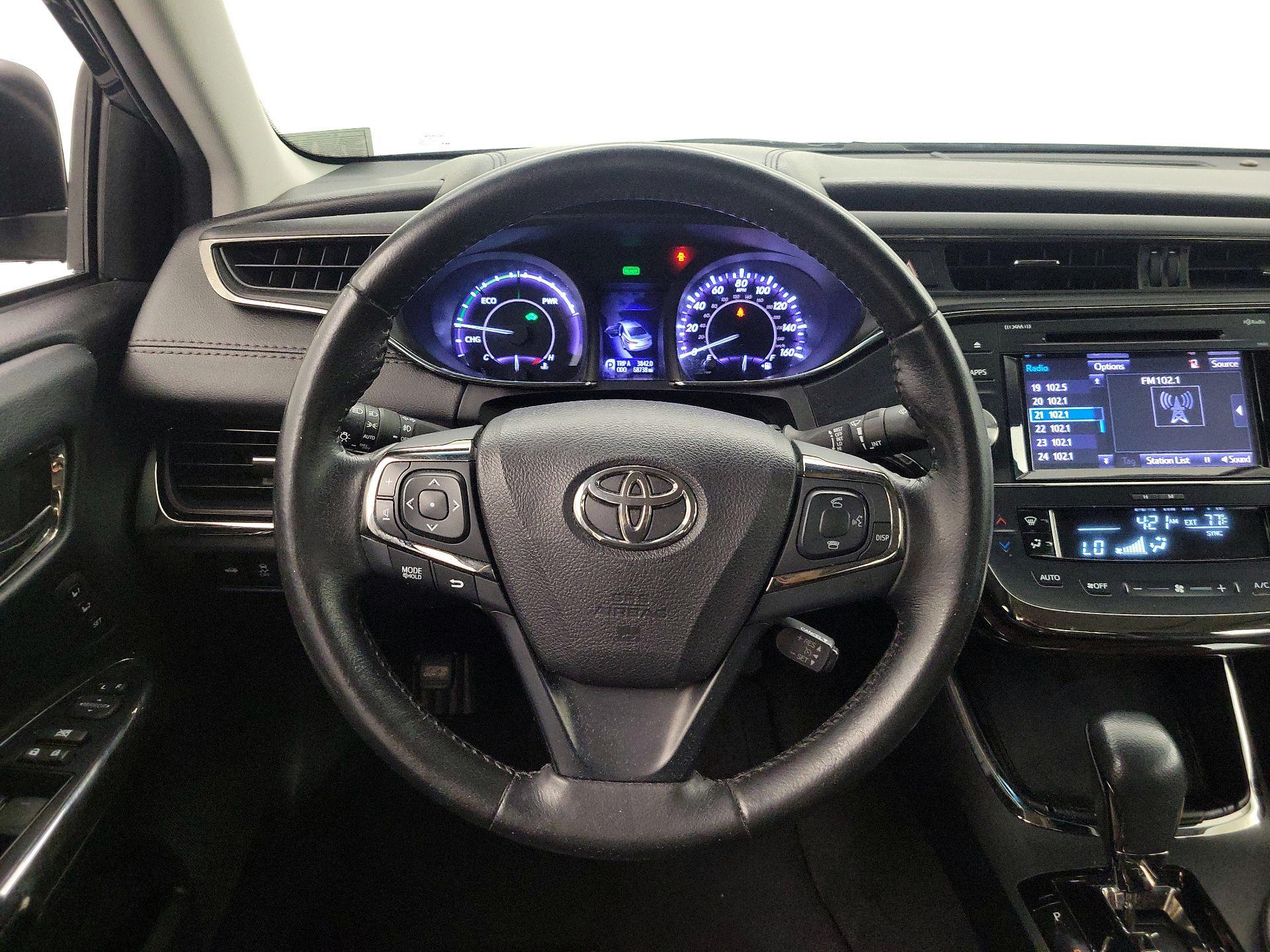 Thumbnail: 2015 Toyota Avalon - 10