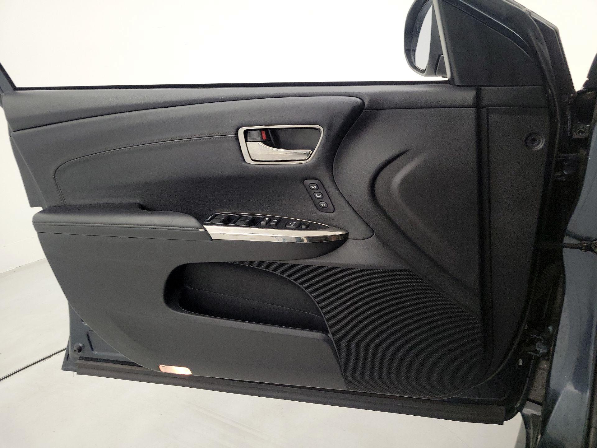 Thumbnail: 2015 Toyota Avalon - 12