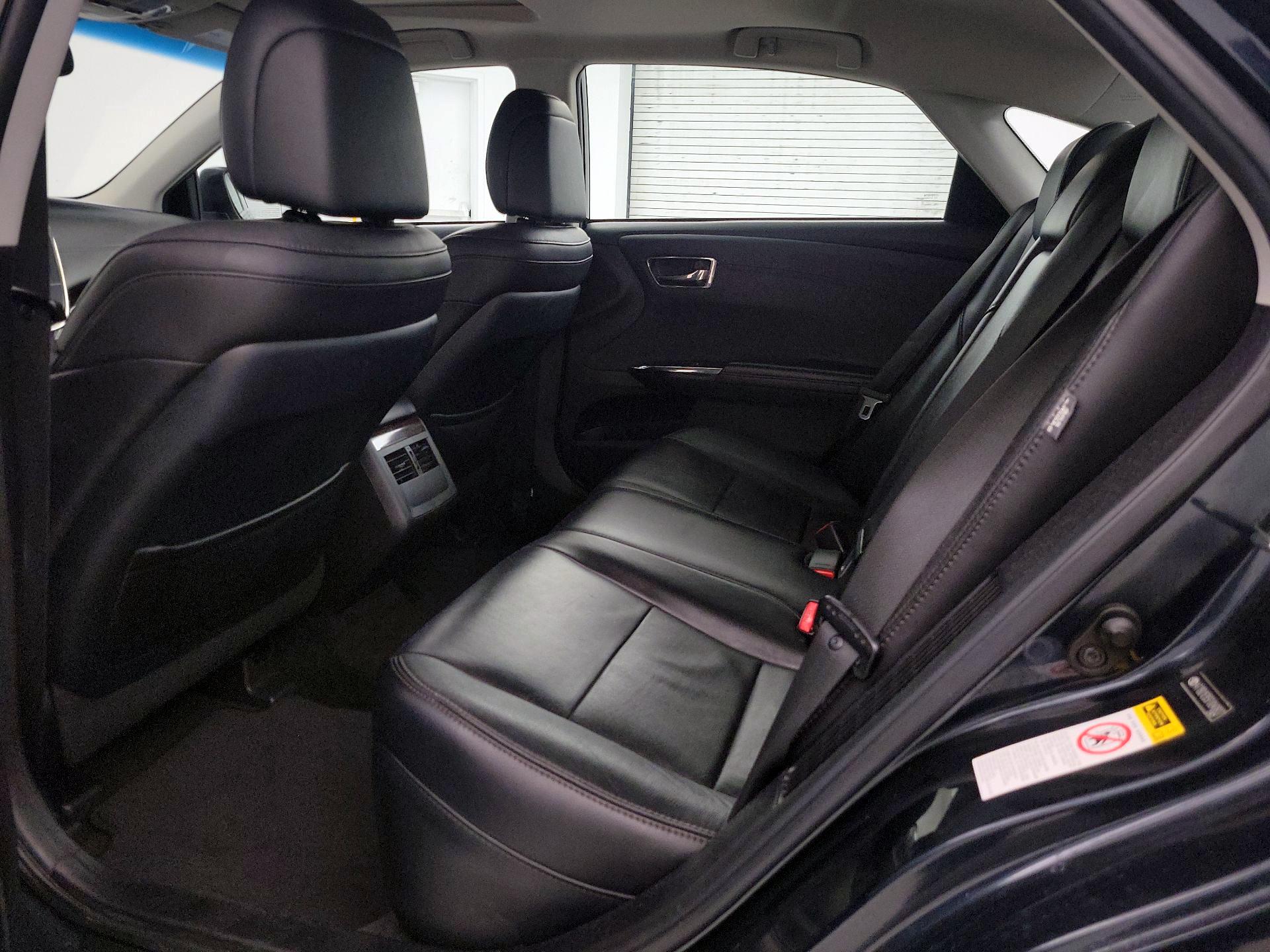 Thumbnail: 2015 Toyota Avalon - 19