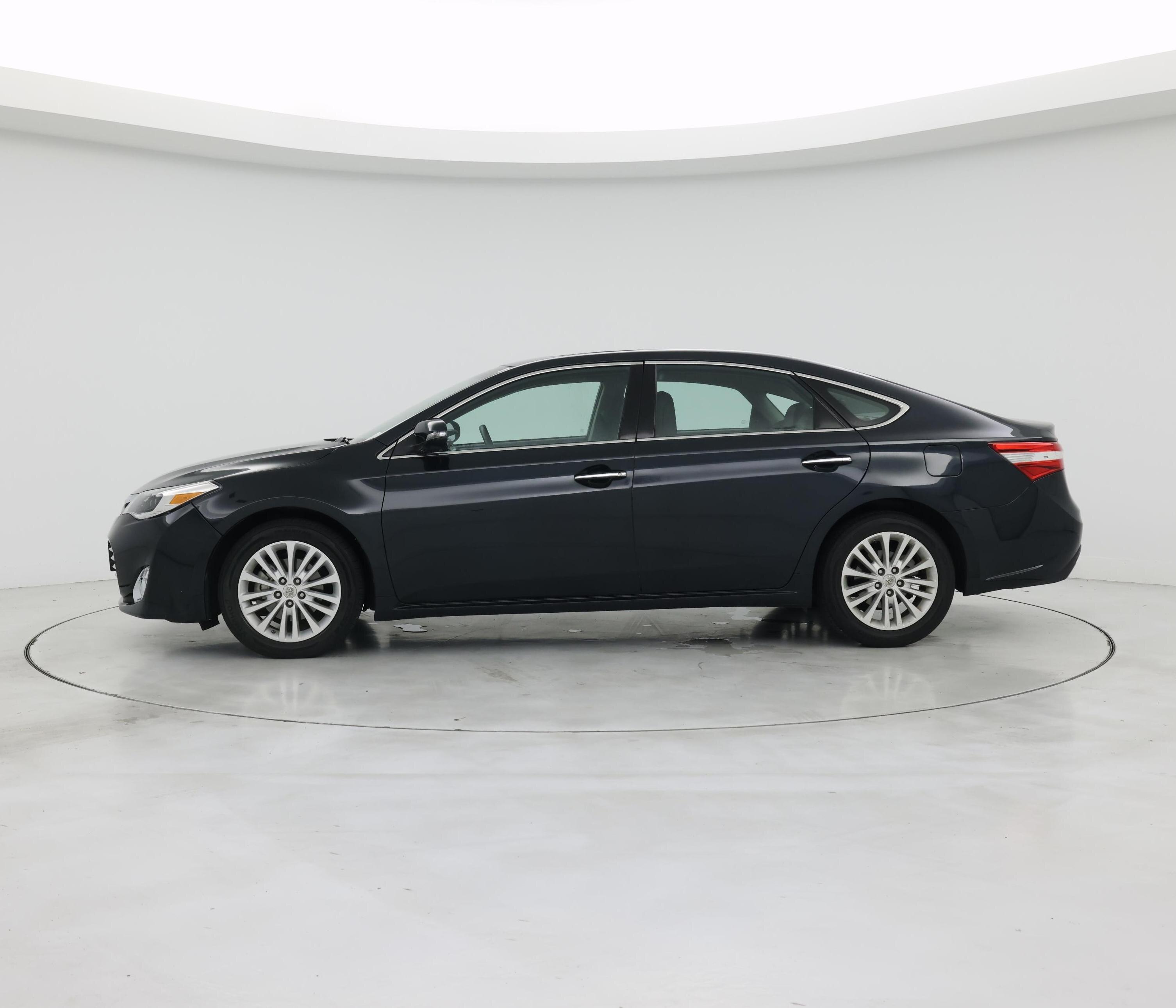 Thumbnail: 2015 Toyota Avalon - 3