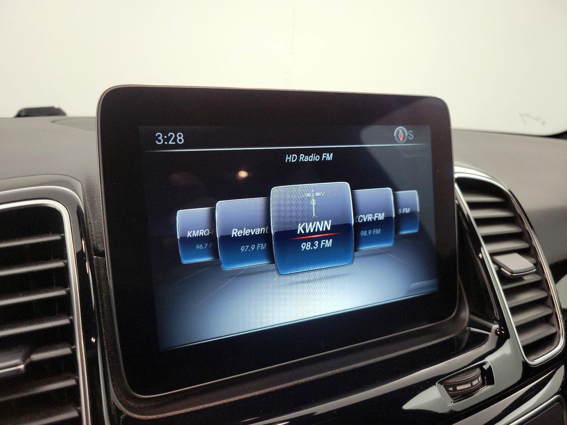 Thumbnail: 2017 Mercedes-Benz GLE - 16