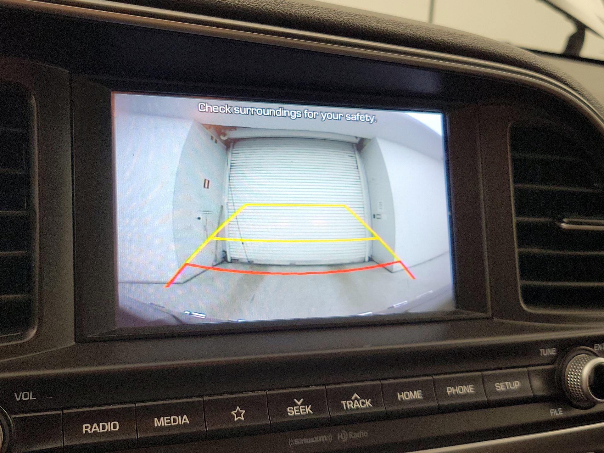 Thumbnail: 2020 Hyundai Elantra - 14