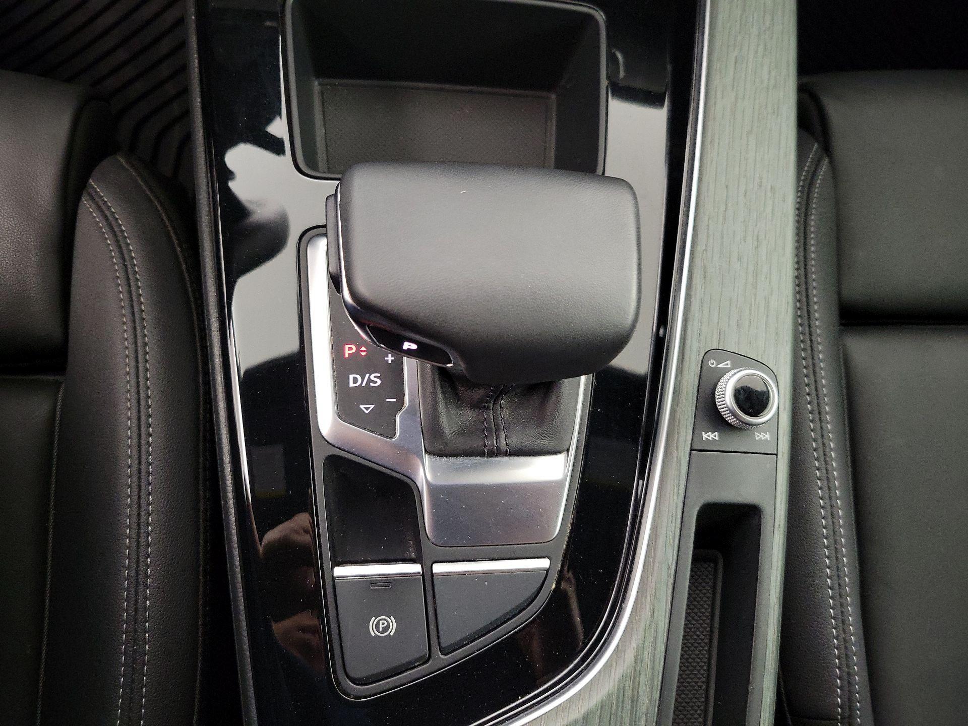 Thumbnail: 2022 Audi A5 - 16