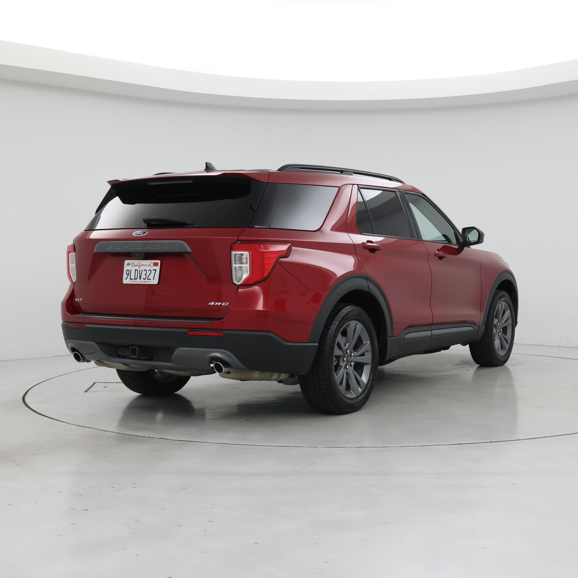 Thumbnail: 2022 Ford Explorer - 8