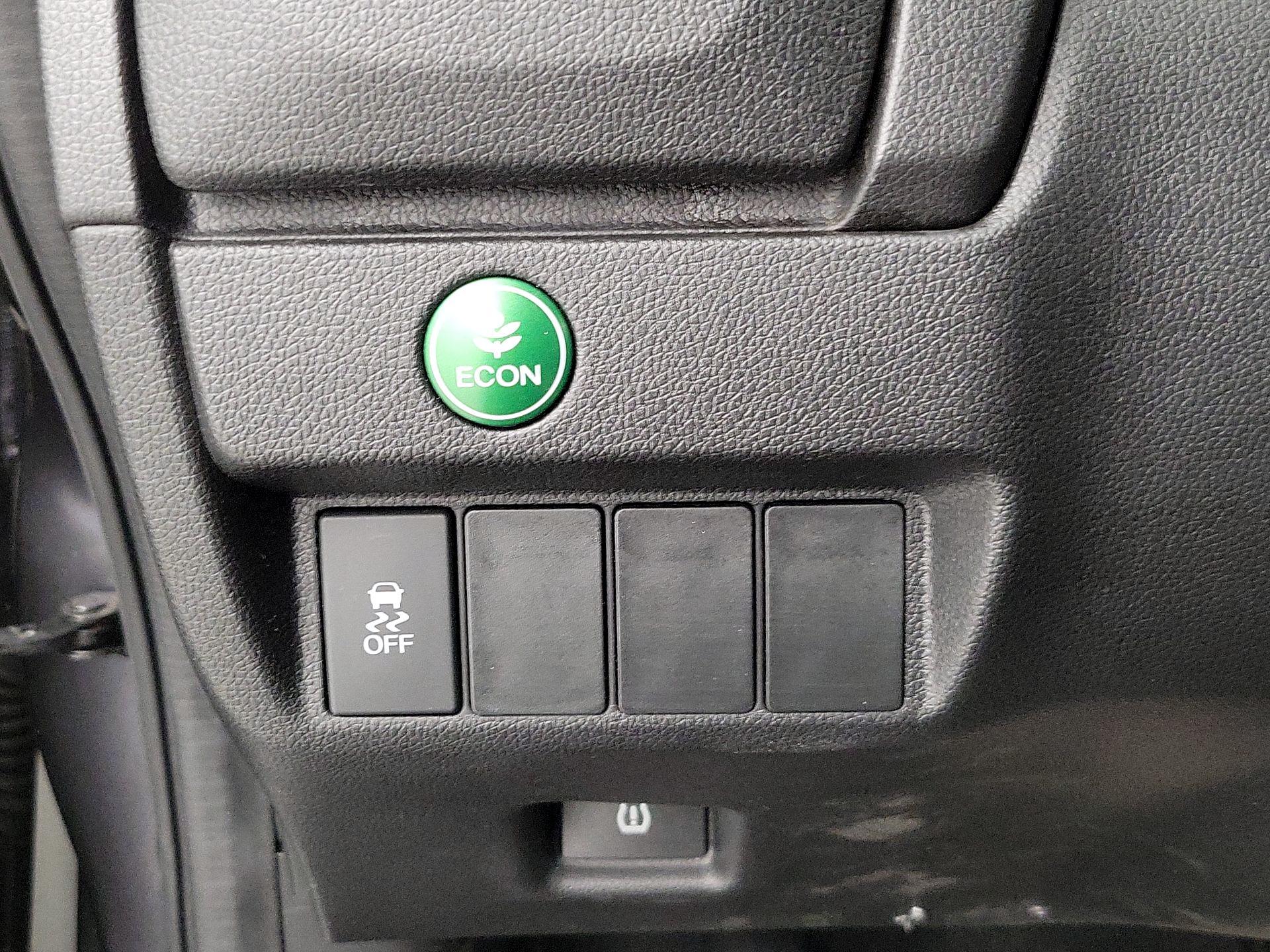 Thumbnail: 2017 Honda Fit - 13