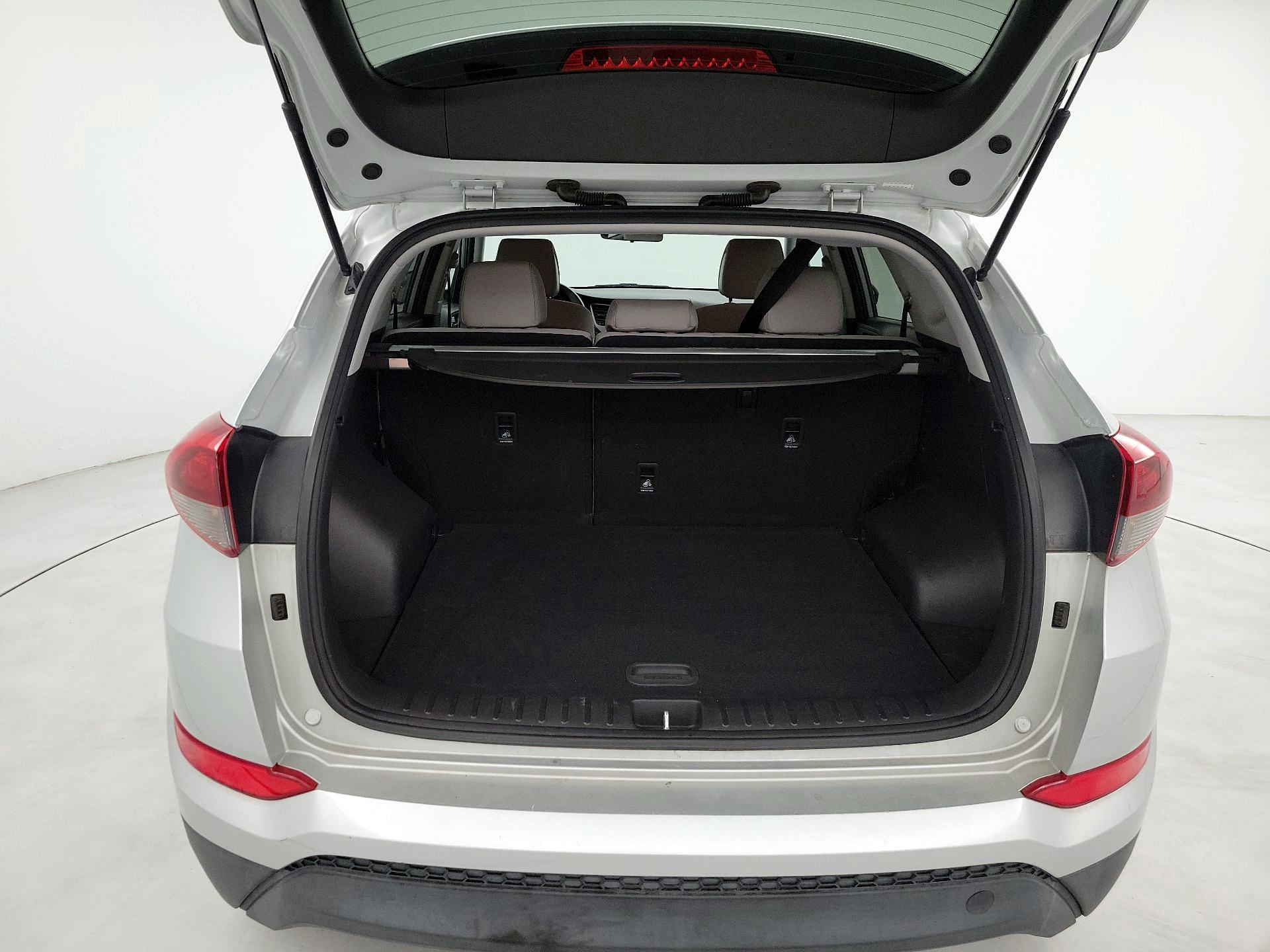 Thumbnail: 2017 Hyundai Tucson - 20