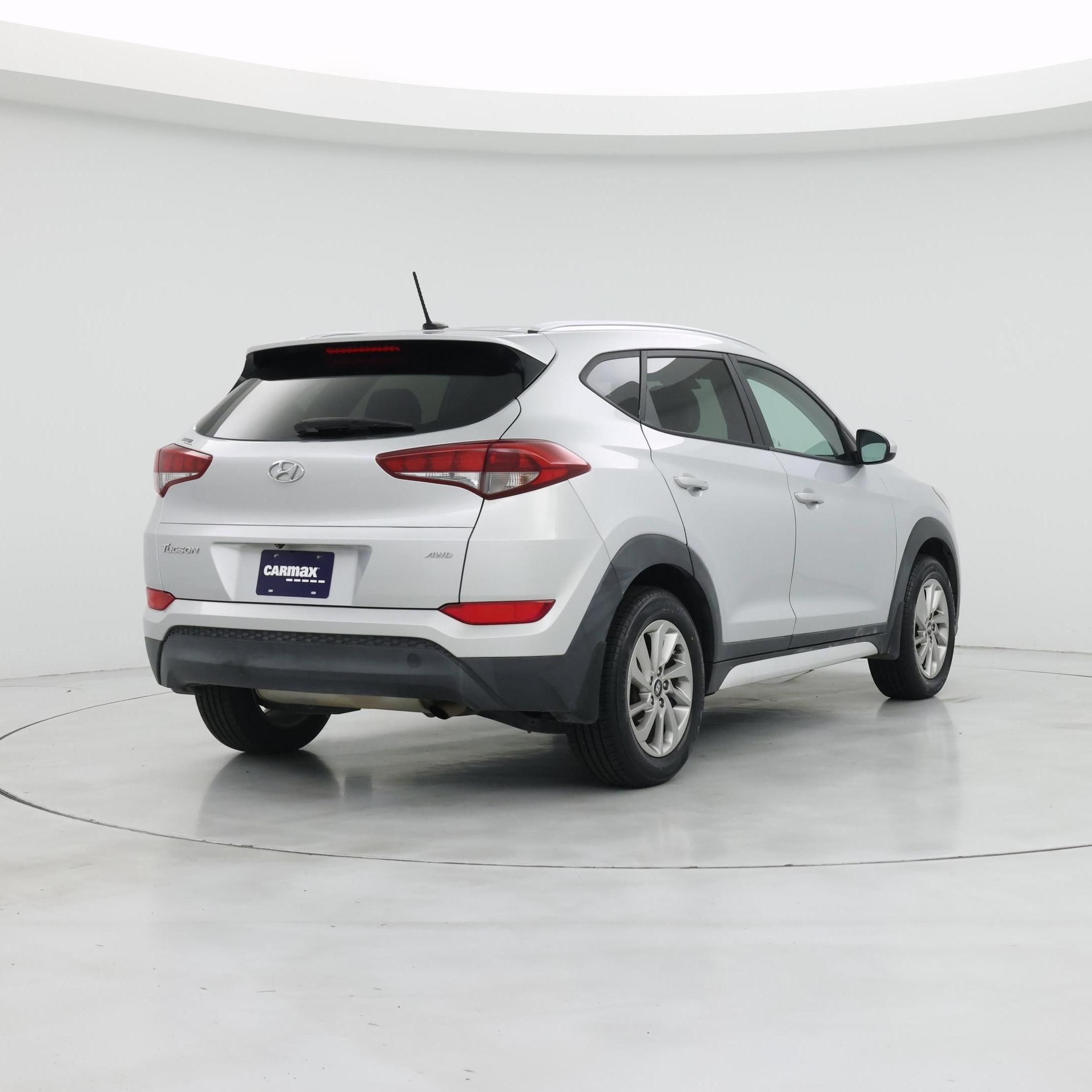 Thumbnail: 2017 Hyundai Tucson - 8