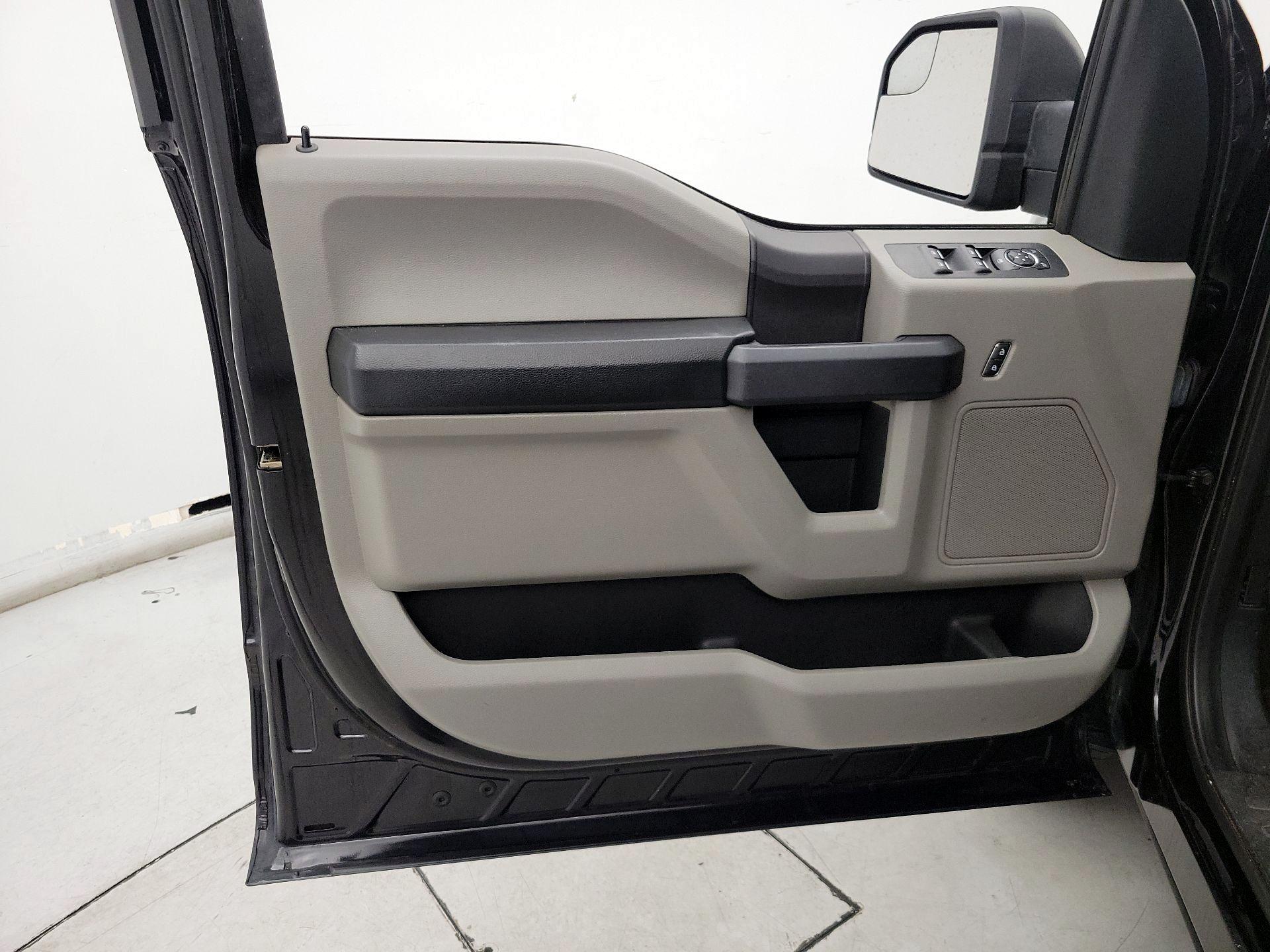 Thumbnail: 2019 Ford F-150 - 12