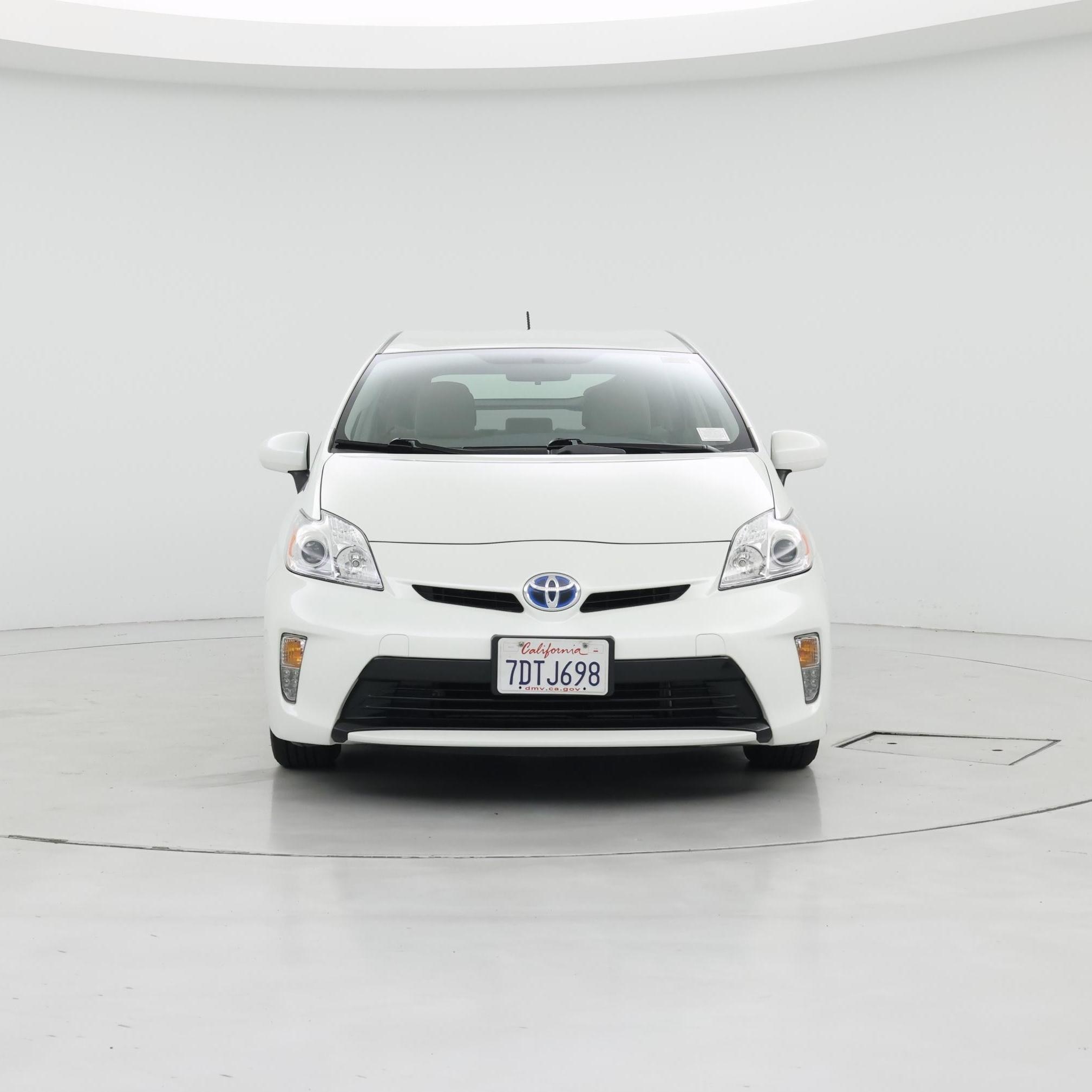 Thumbnail: 2014 Toyota Prius - 5
