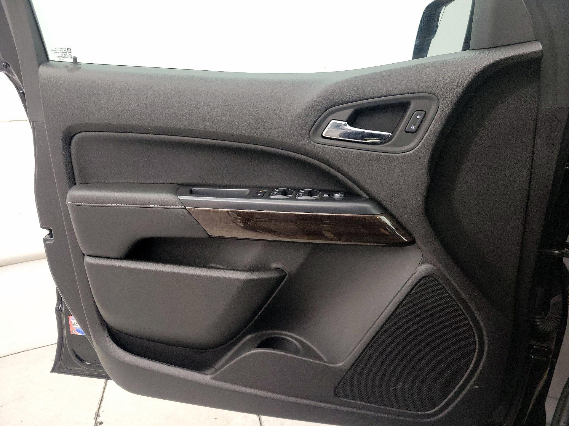 Thumbnail: 2016 GMC Canyon - 12