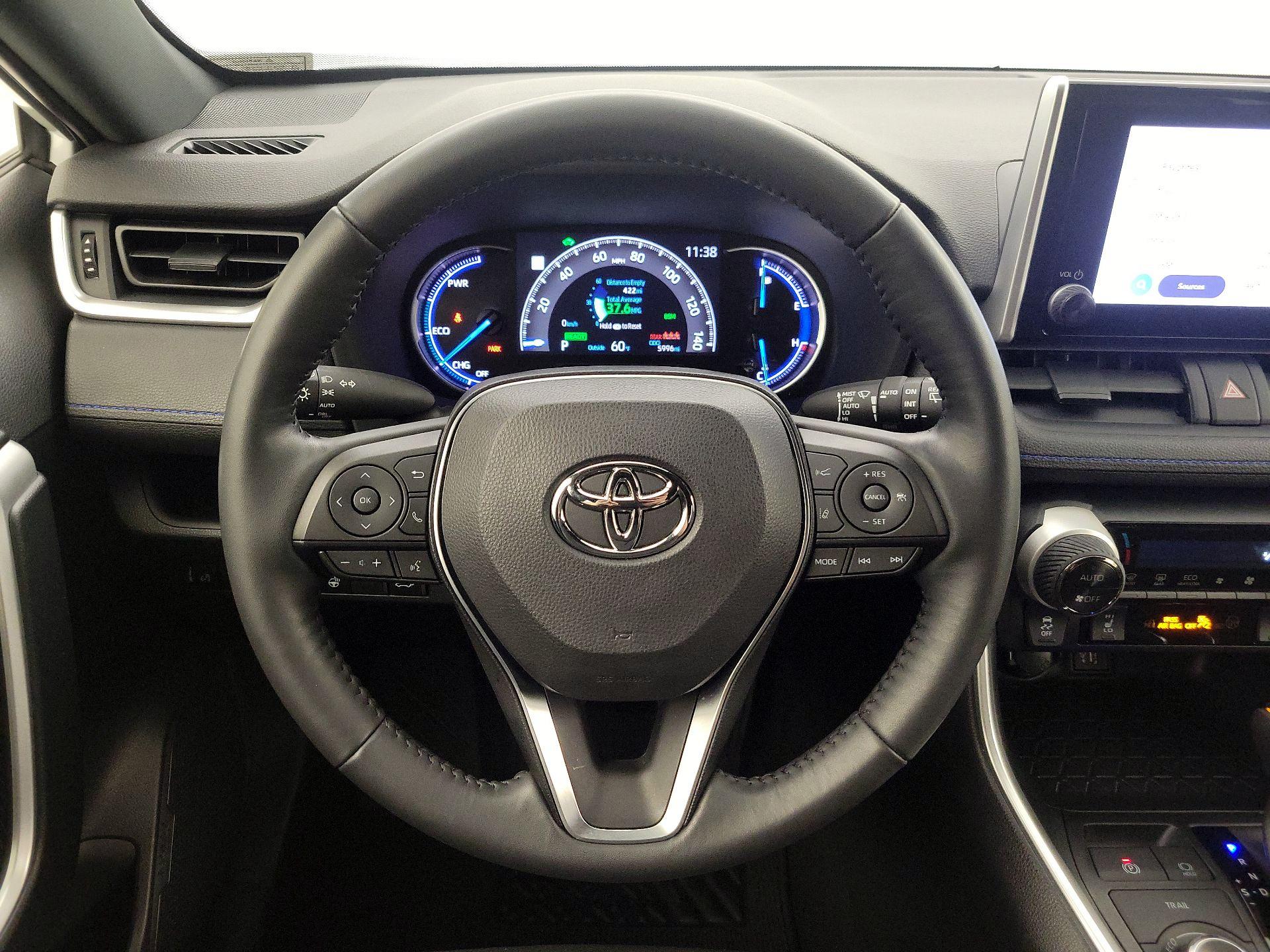 Thumbnail: 2024 Toyota RAV4 - 10