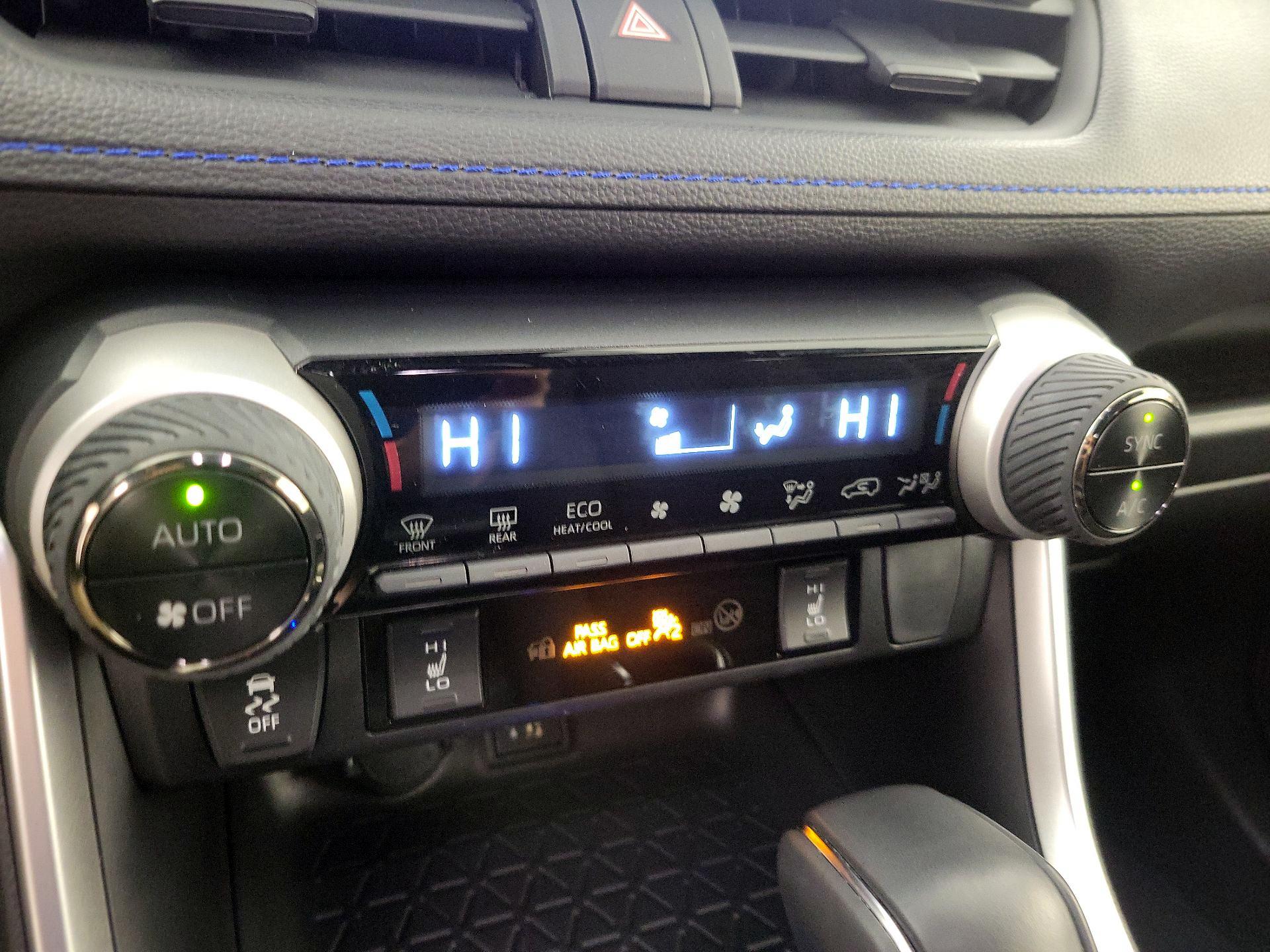 Thumbnail: 2024 Toyota RAV4 - 16