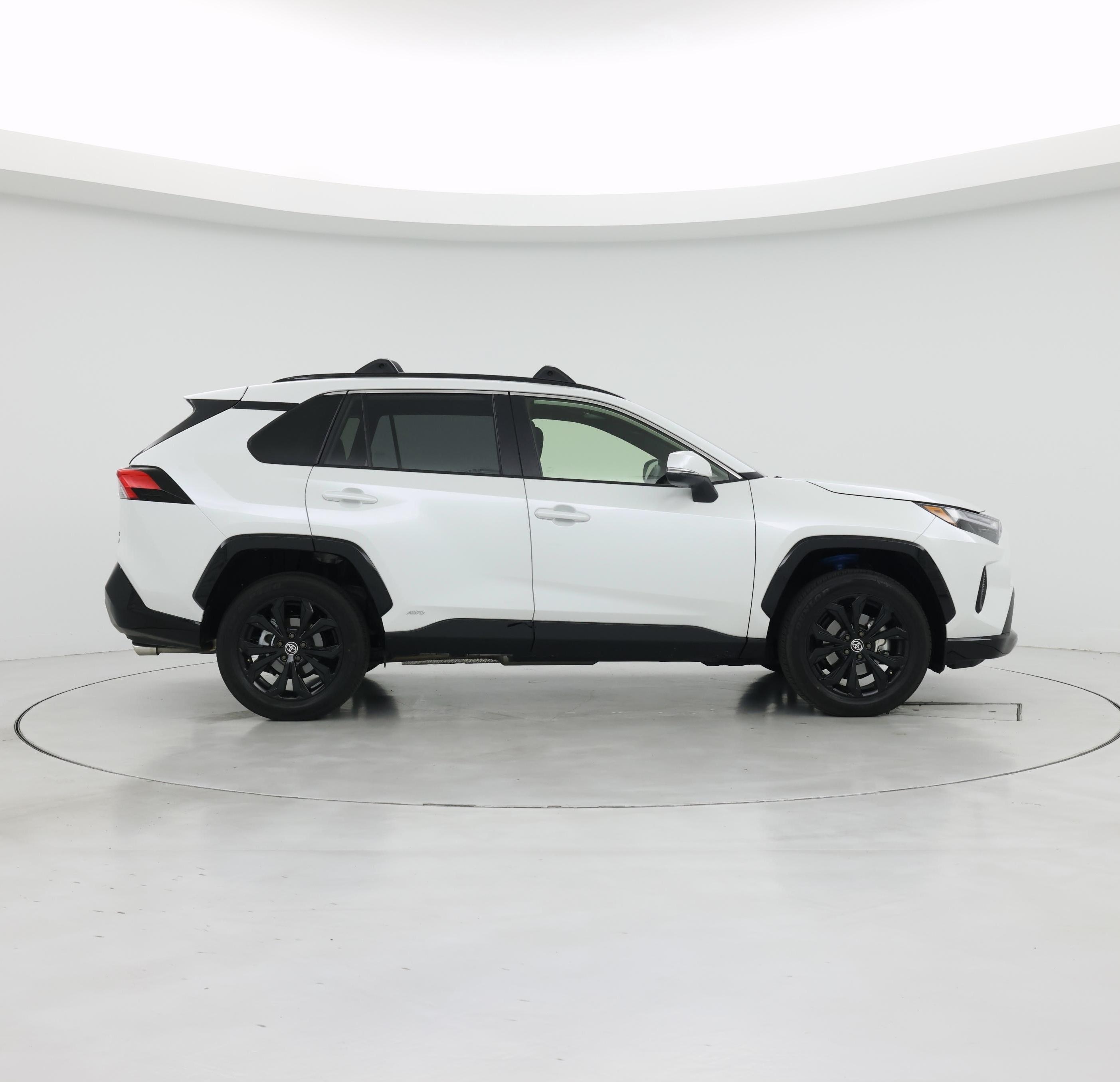 Thumbnail: 2024 Toyota RAV4 - 7