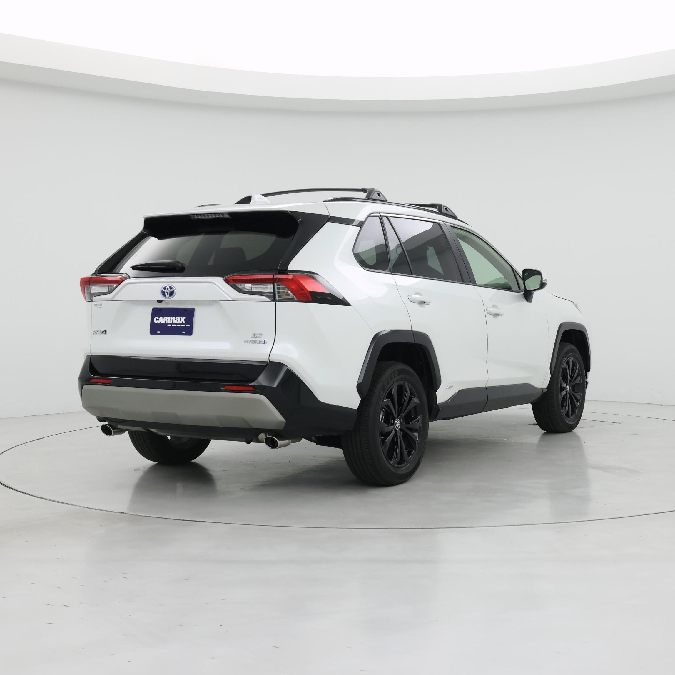 Thumbnail: 2024 Toyota RAV4 - 8