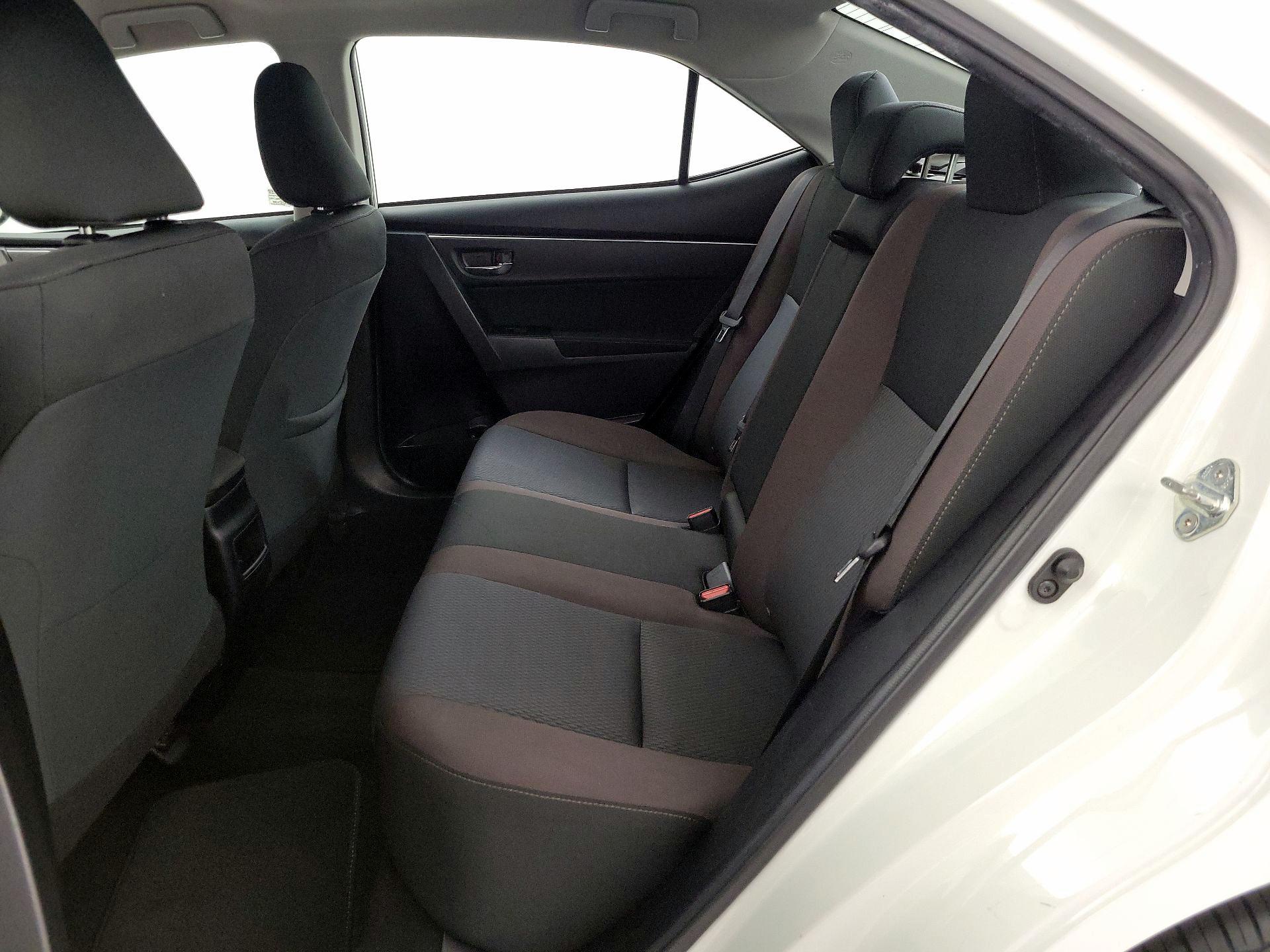 Thumbnail: 2018 Toyota Corolla - 19