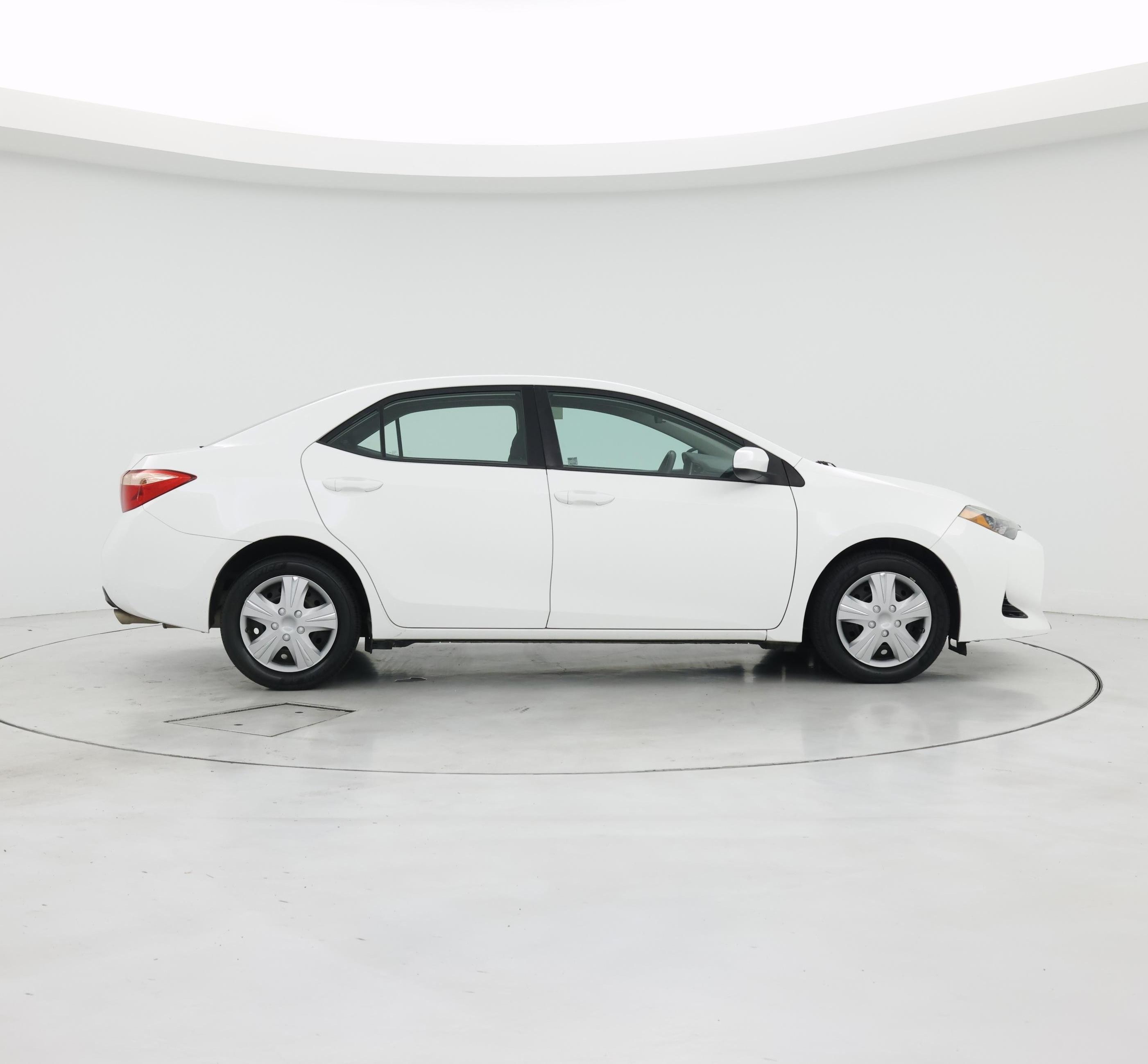 Thumbnail: 2018 Toyota Corolla - 7