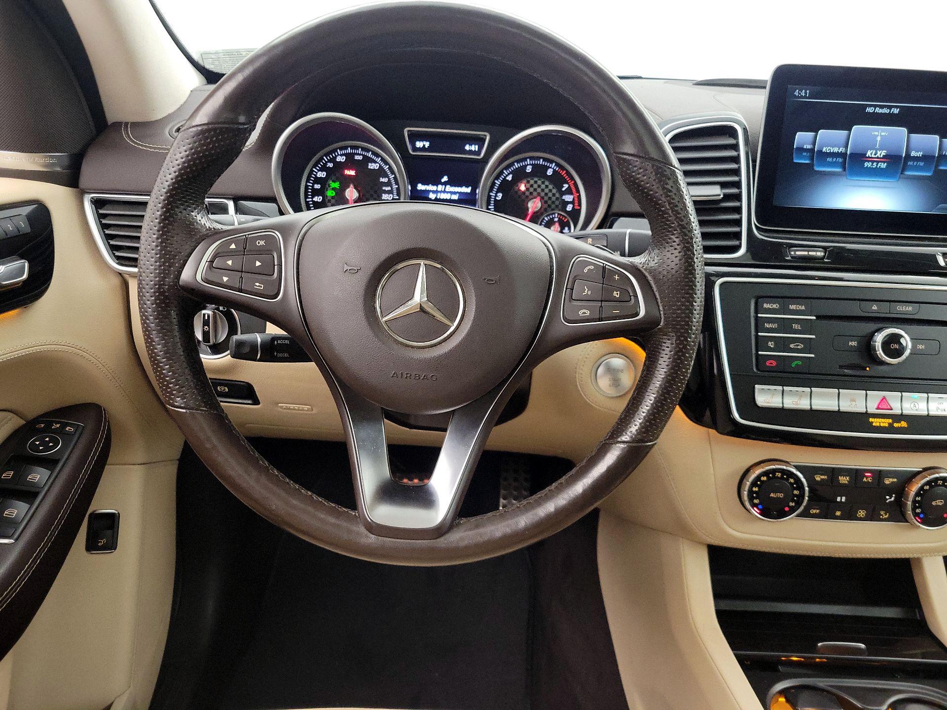 Thumbnail: 2017 Mercedes-Benz GLE - 10