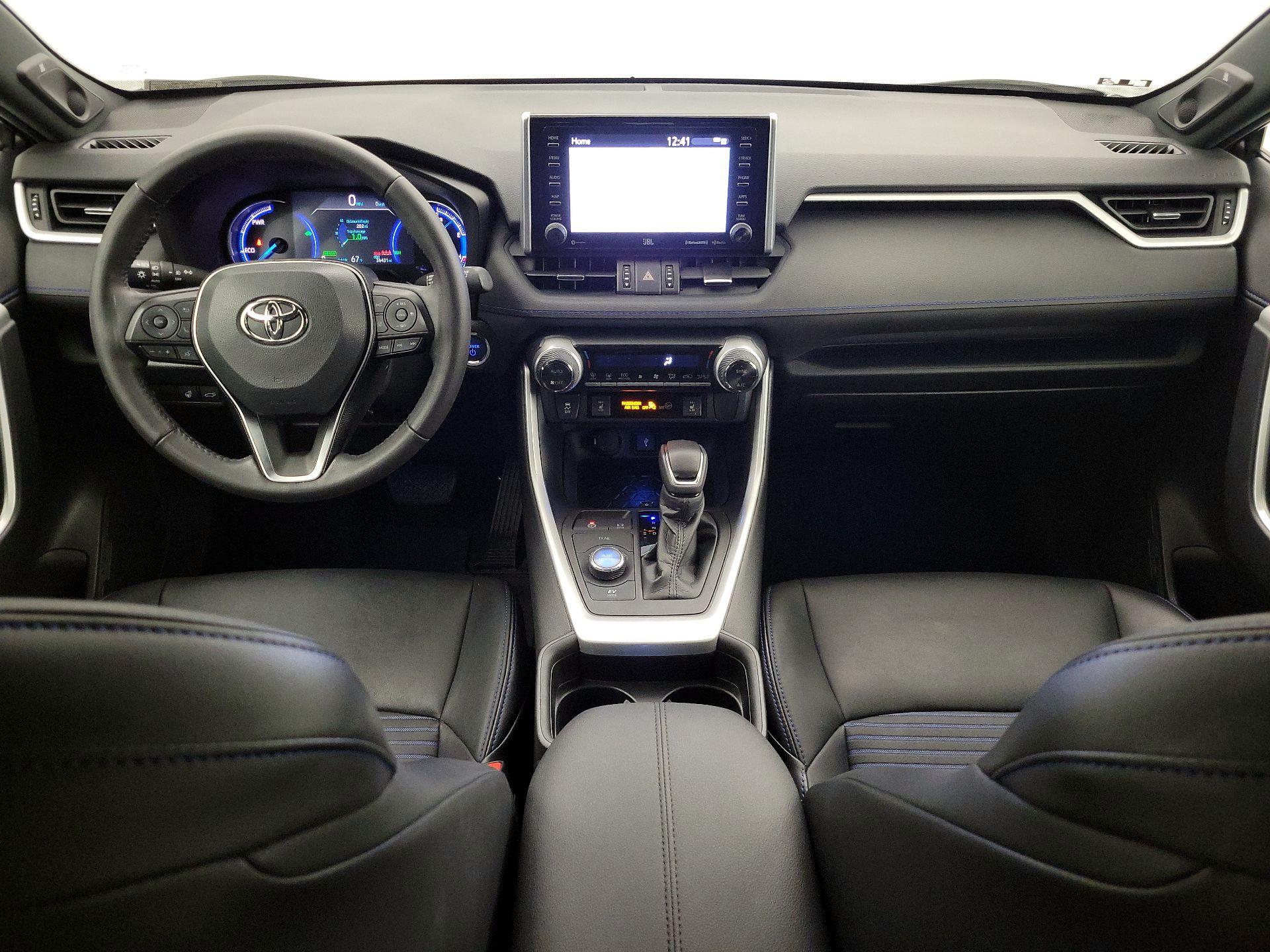 Thumbnail: 2021 Toyota RAV4 - 9