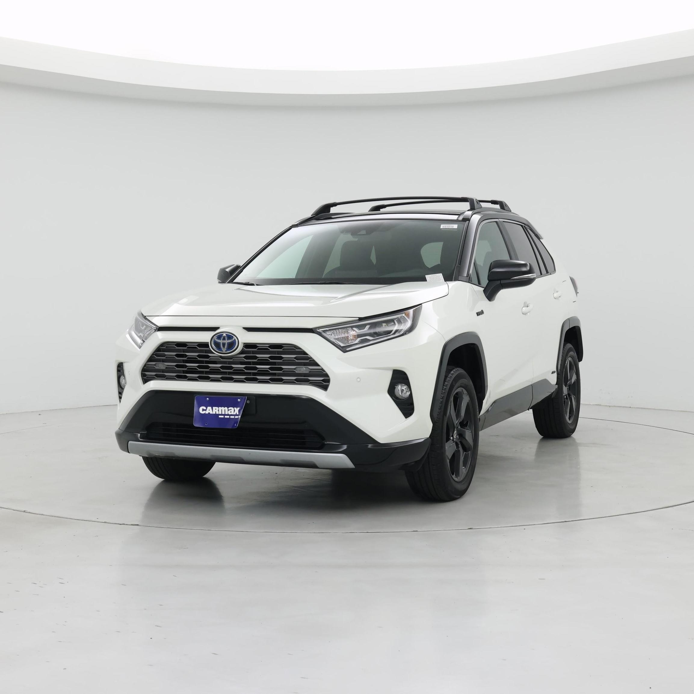 Thumbnail: 2021 Toyota RAV4 - 4