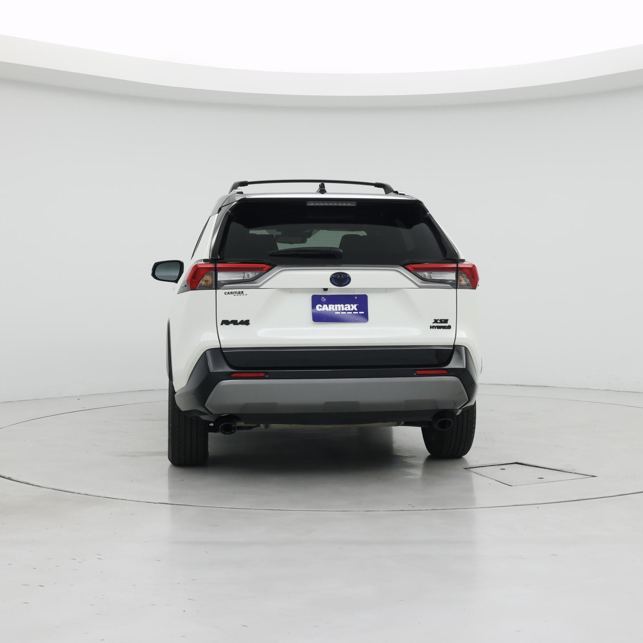 Thumbnail: 2021 Toyota RAV4 - 6