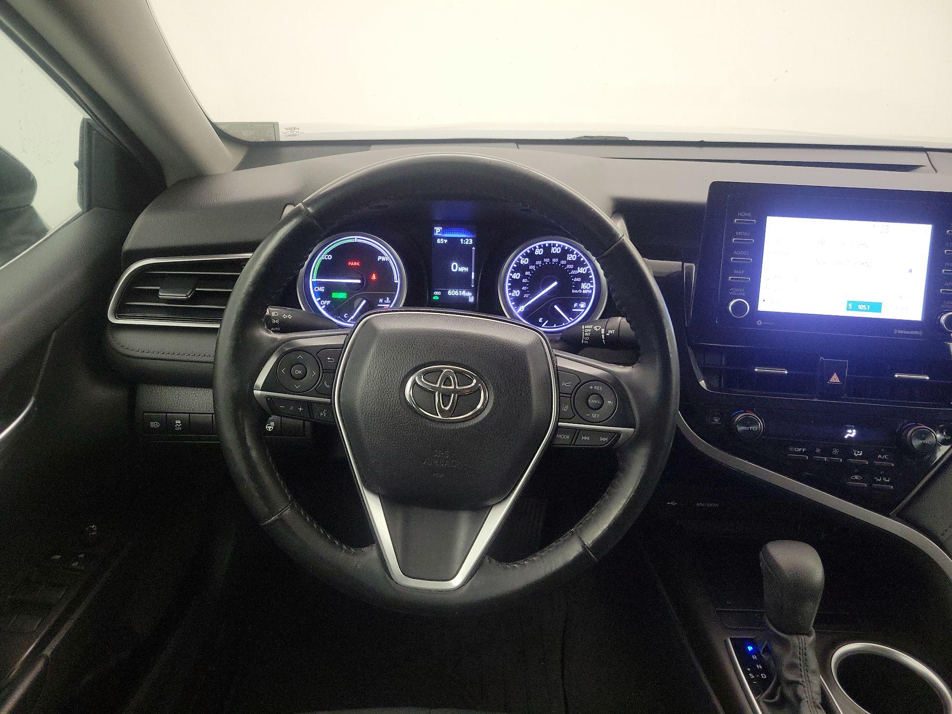 Thumbnail: 2022 Toyota Camry - 10